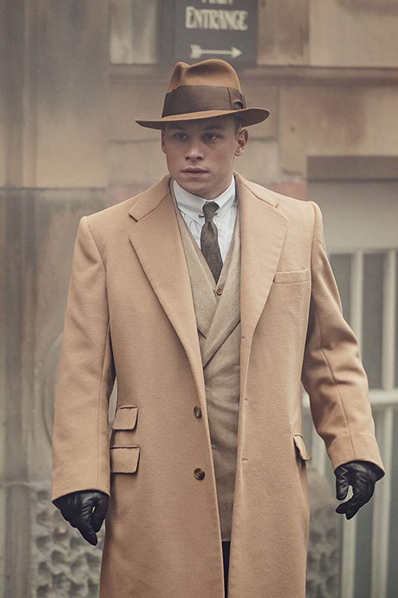Michael Gray, get the look, Peaky Blinders 