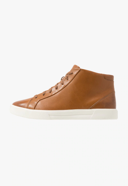 hoge sneaker