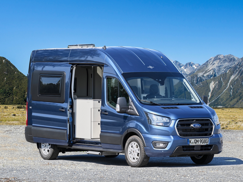 Ford bus 2020