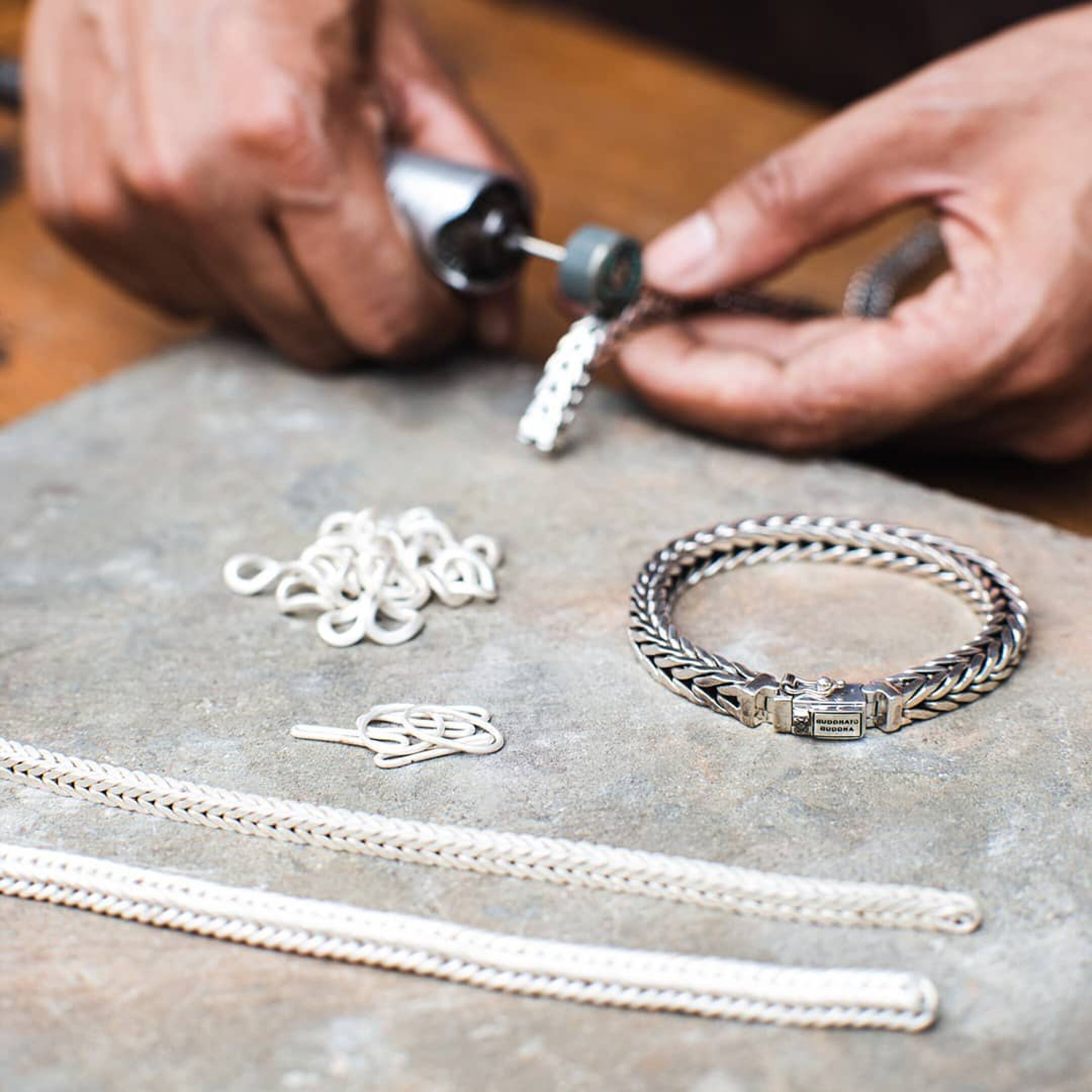 Buddha to Buddha zwarte sieraden