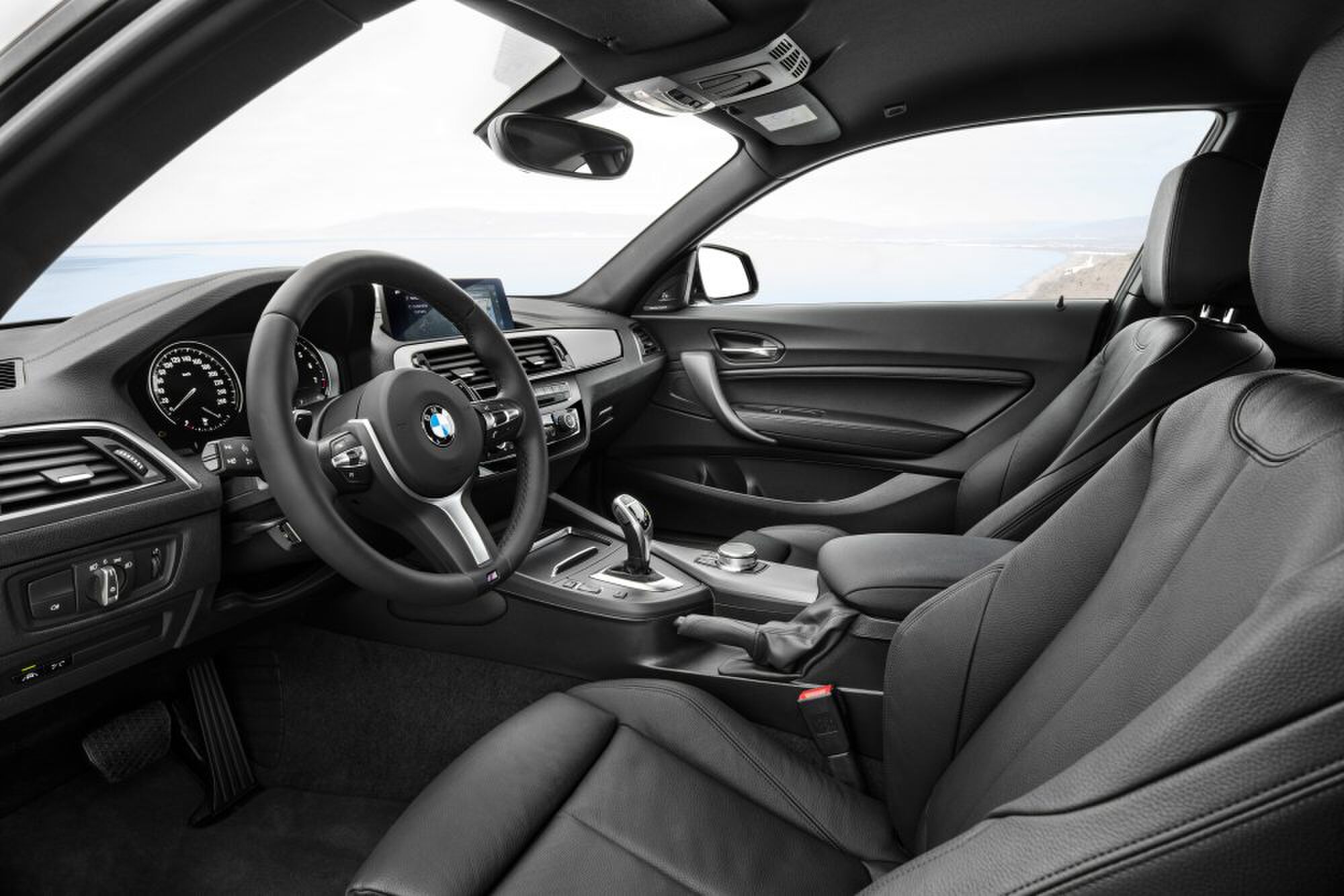 BMW M240i