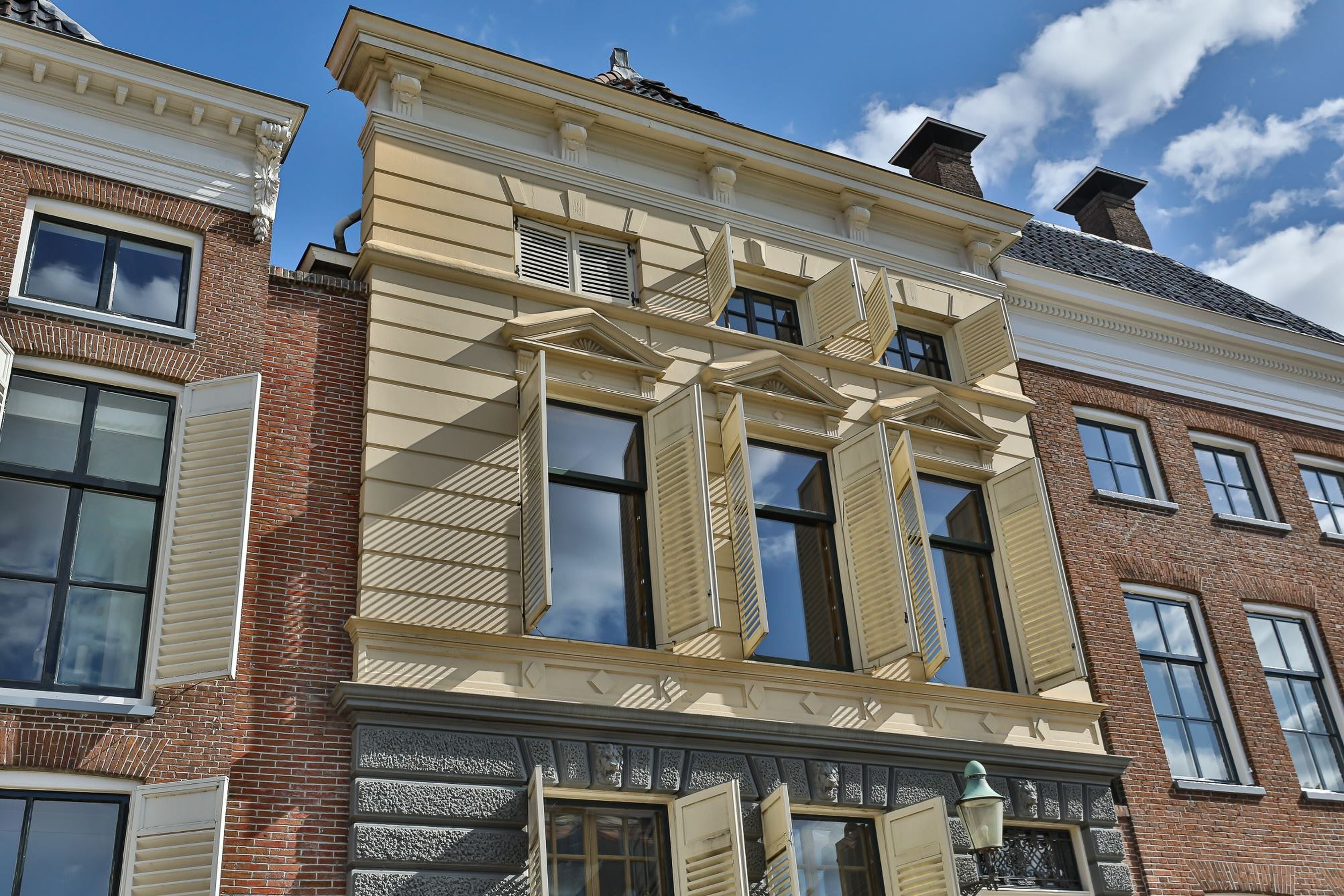 Grachtenpand Groningen Funda