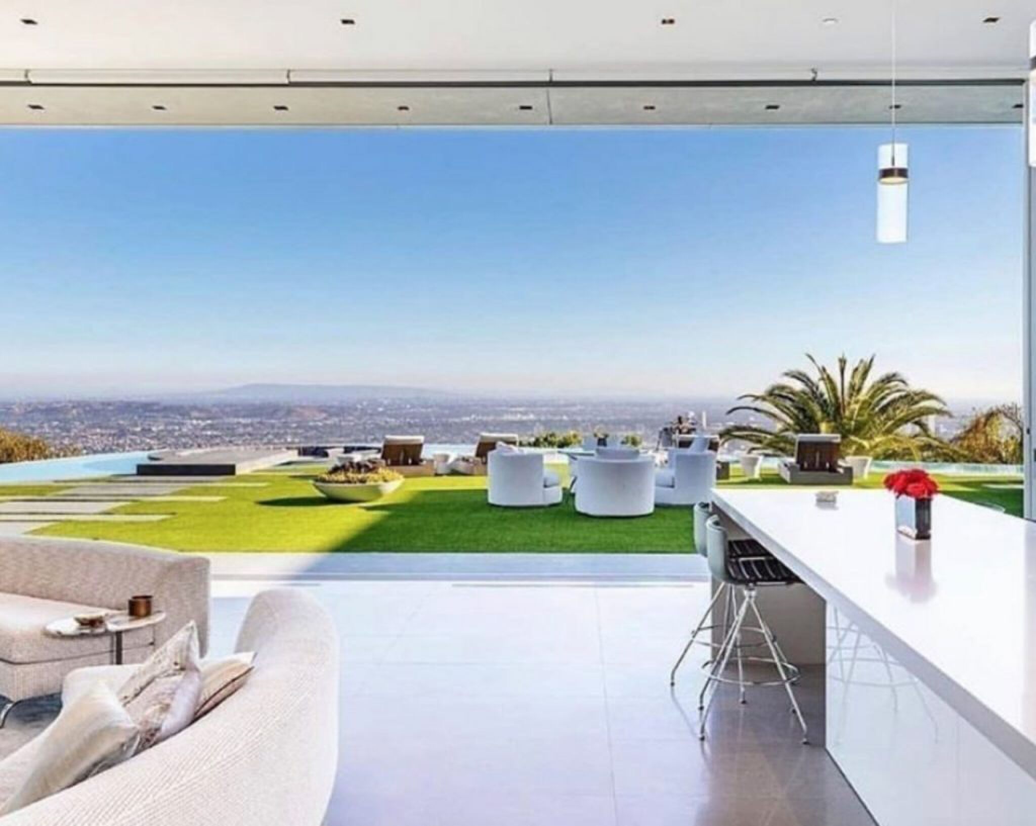 Villa LeBron James