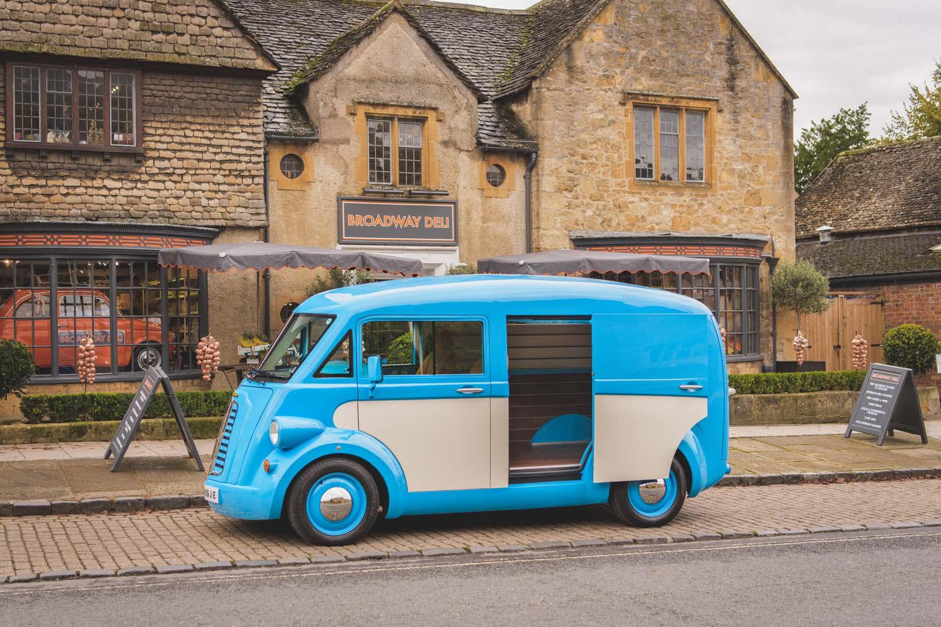 morris roadtrip camper