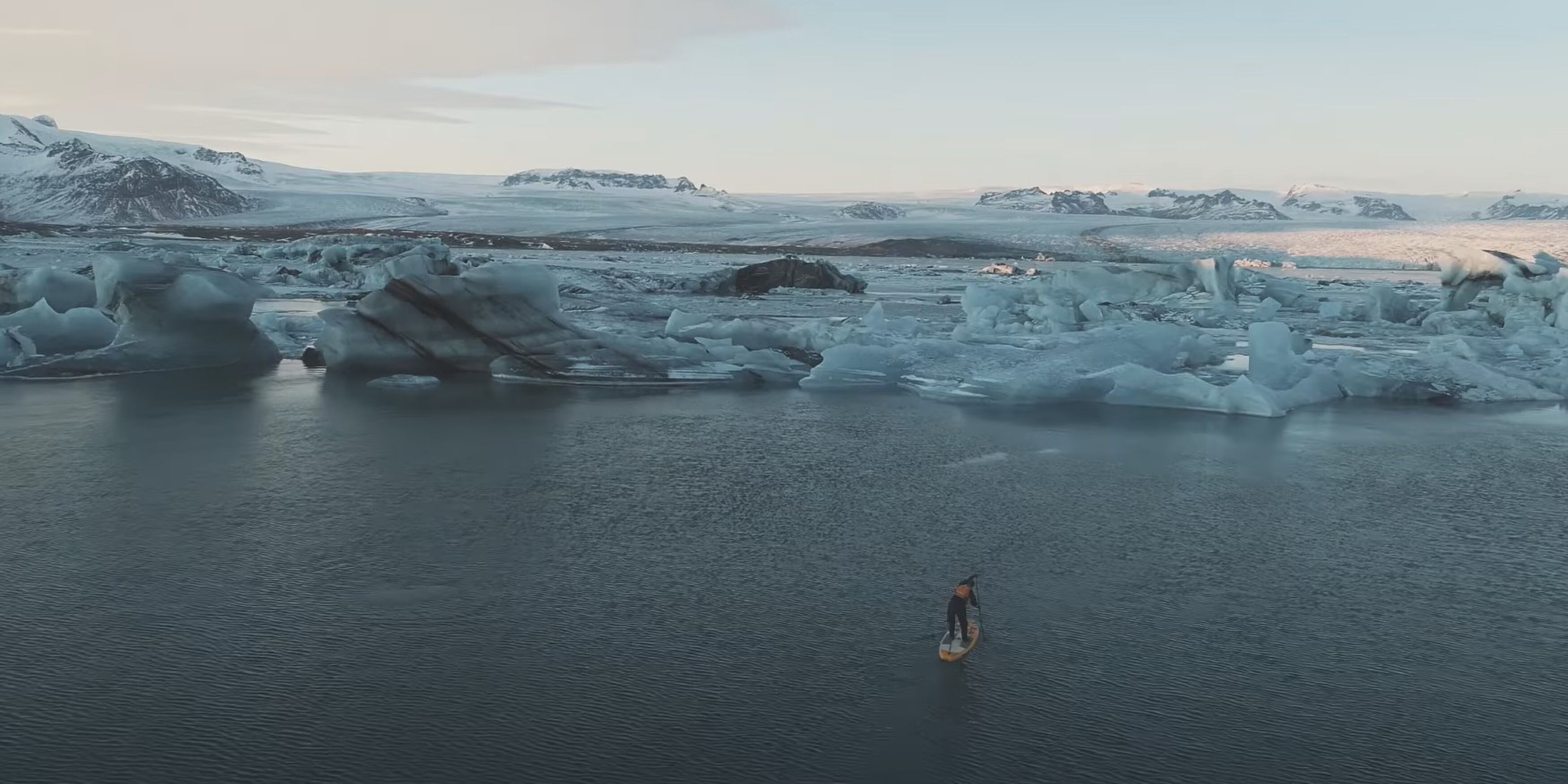 Suppen vakantie IJsland natuur video