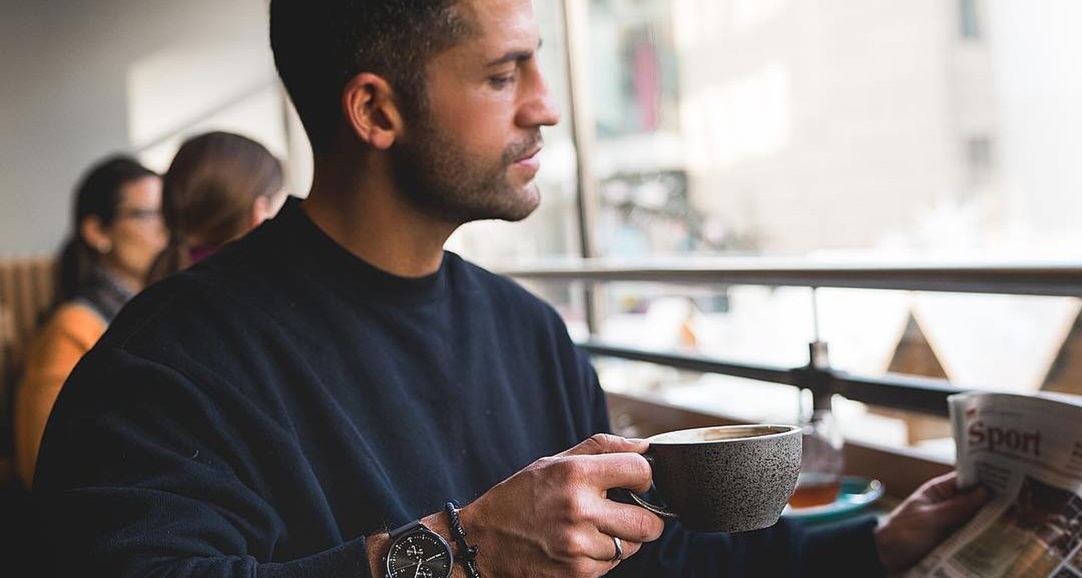 Waarom moet je poepen na koffie