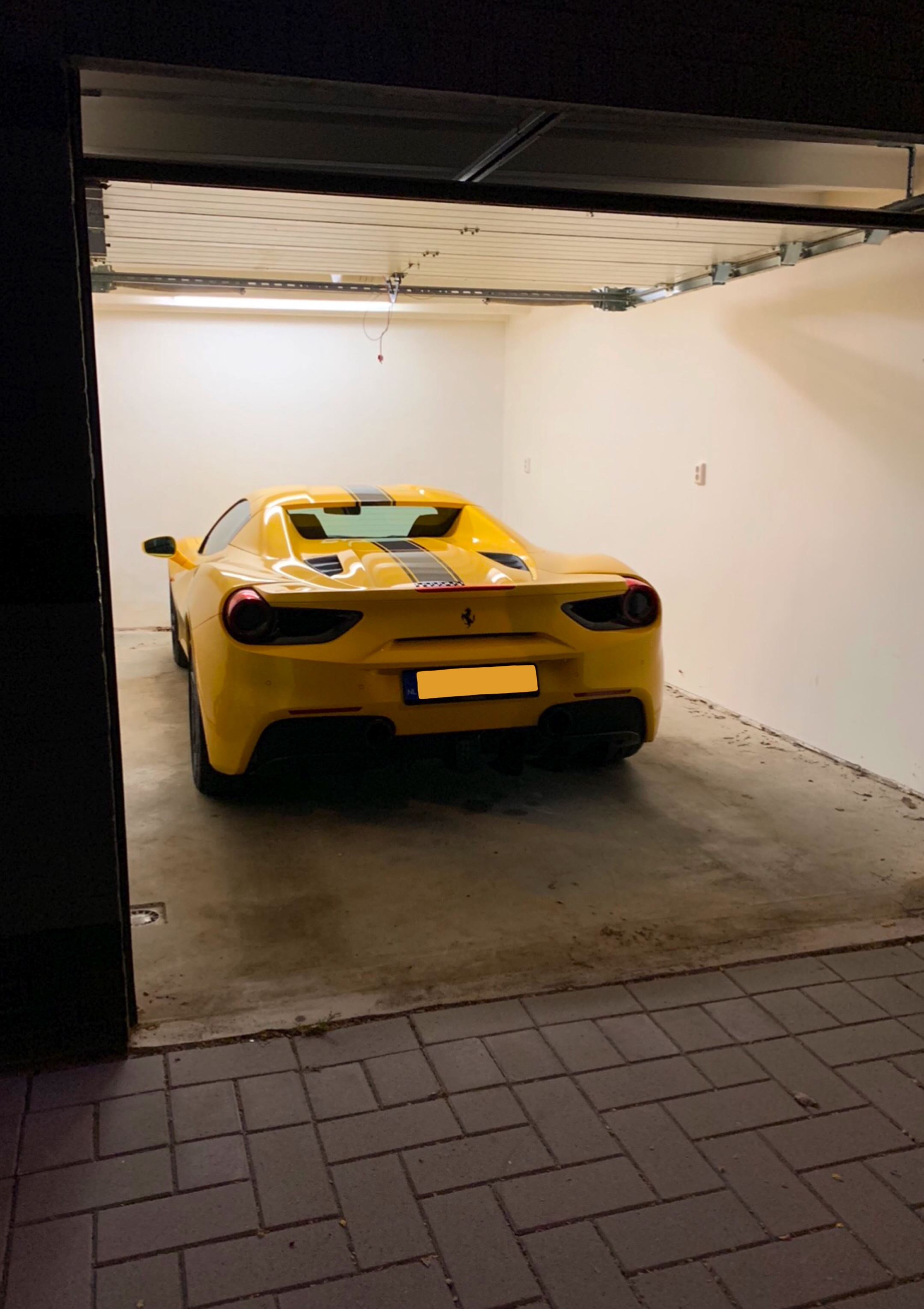 duurste garage van de wereld