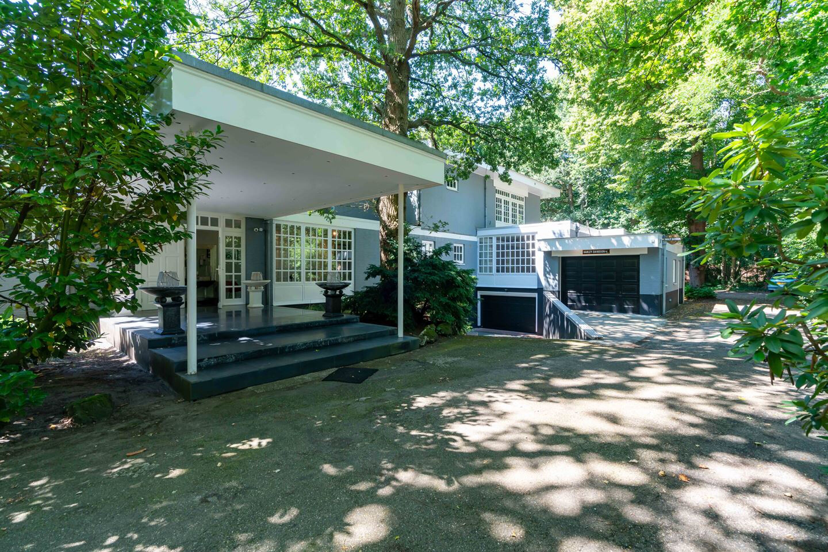 mega woning in Wassenaar