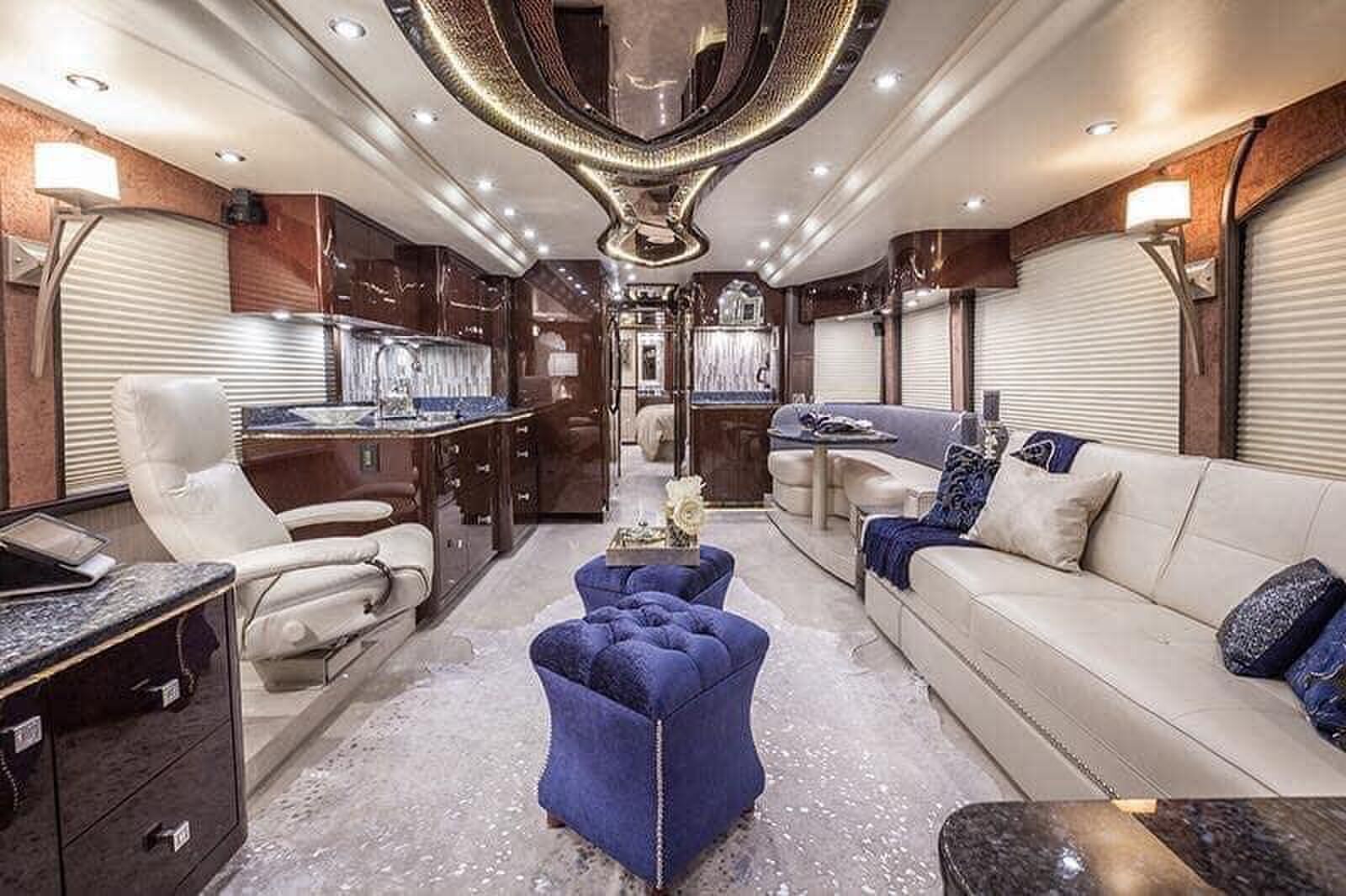 binnenkant van de camper