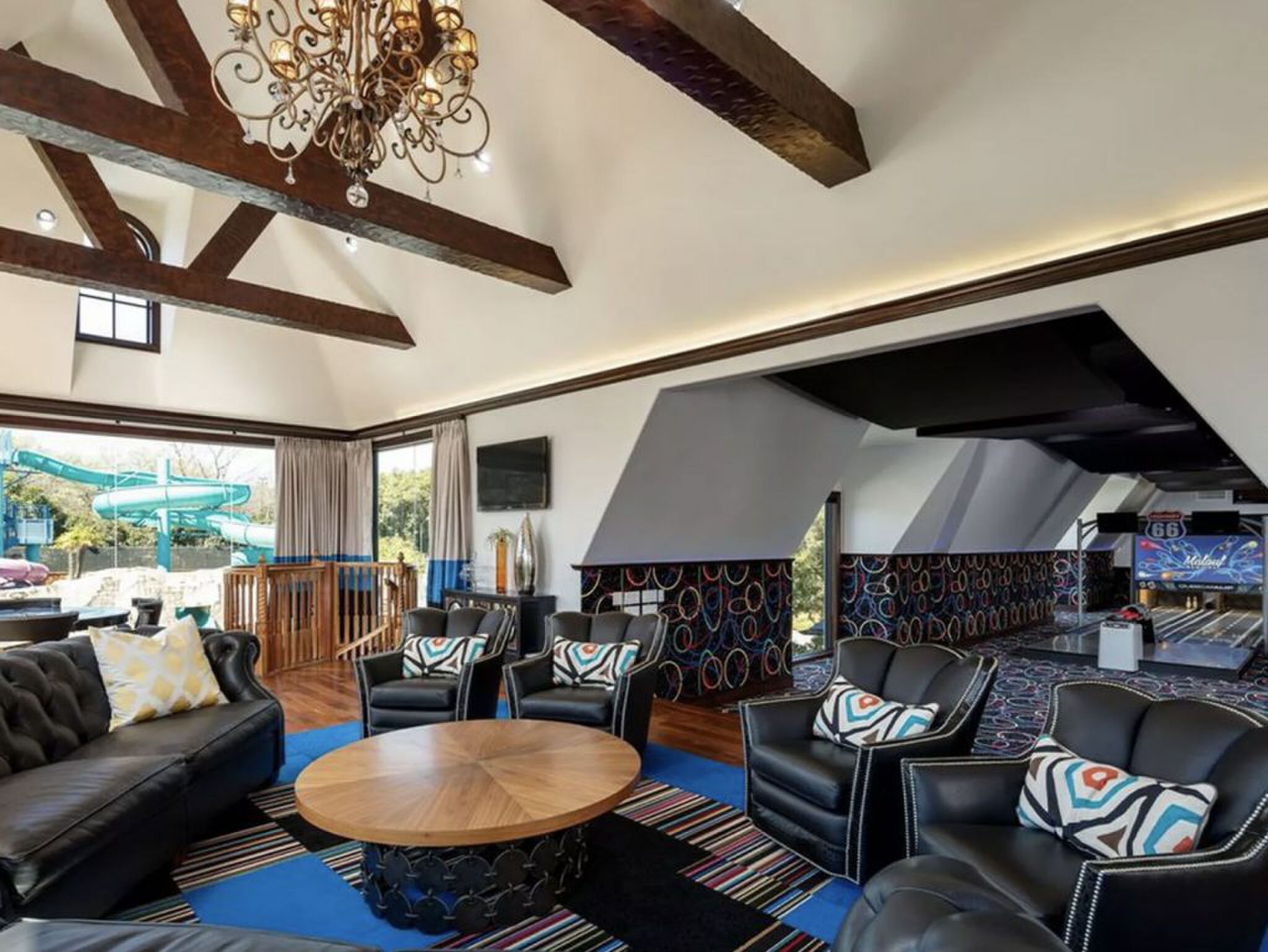 woonkamer van de villa