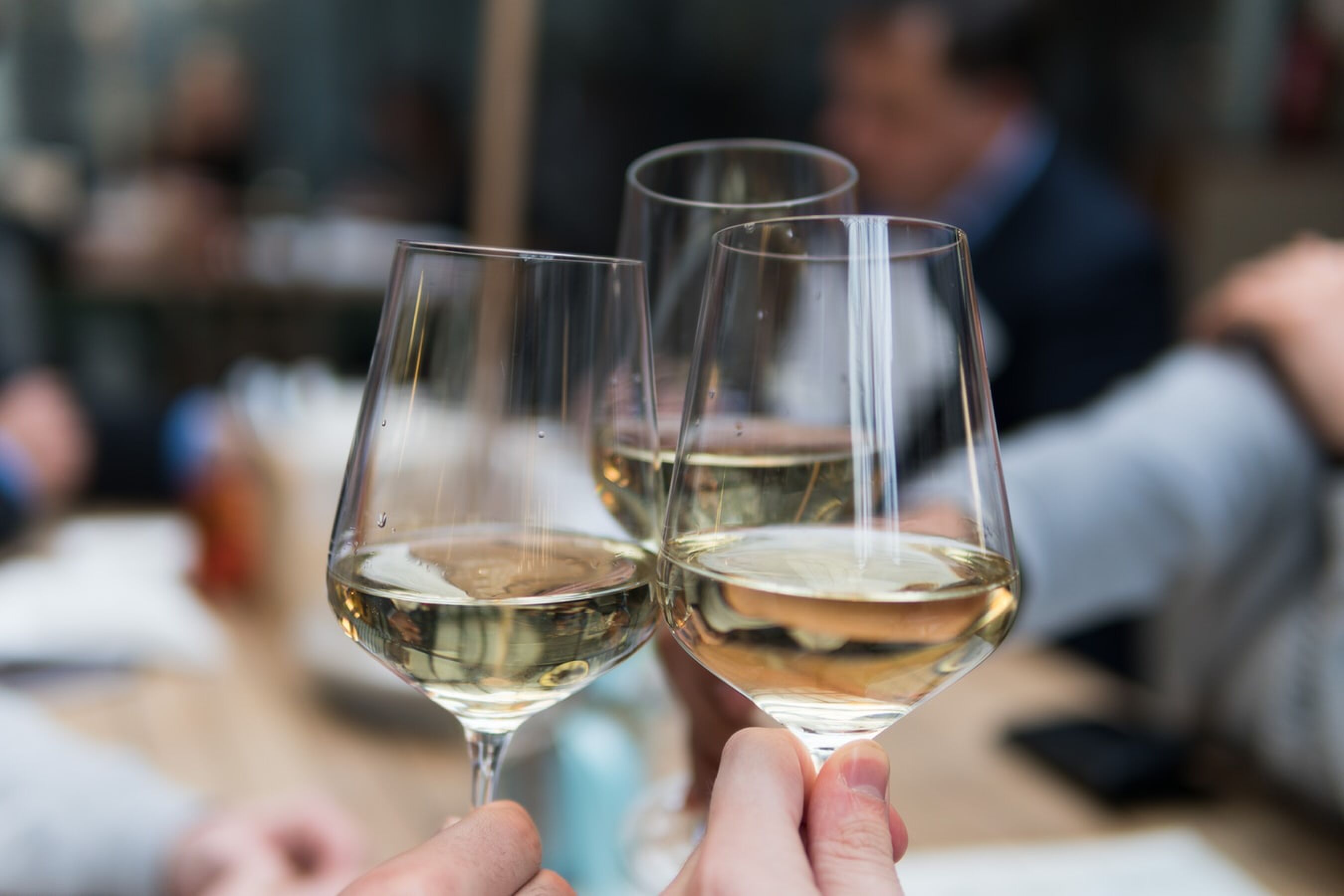 hoe lang kan je witte wijn drinken na openen