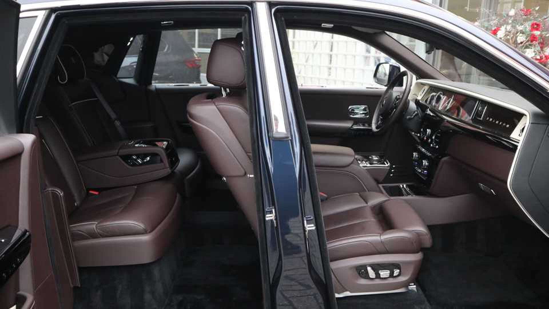 Auto Peter Gillis 