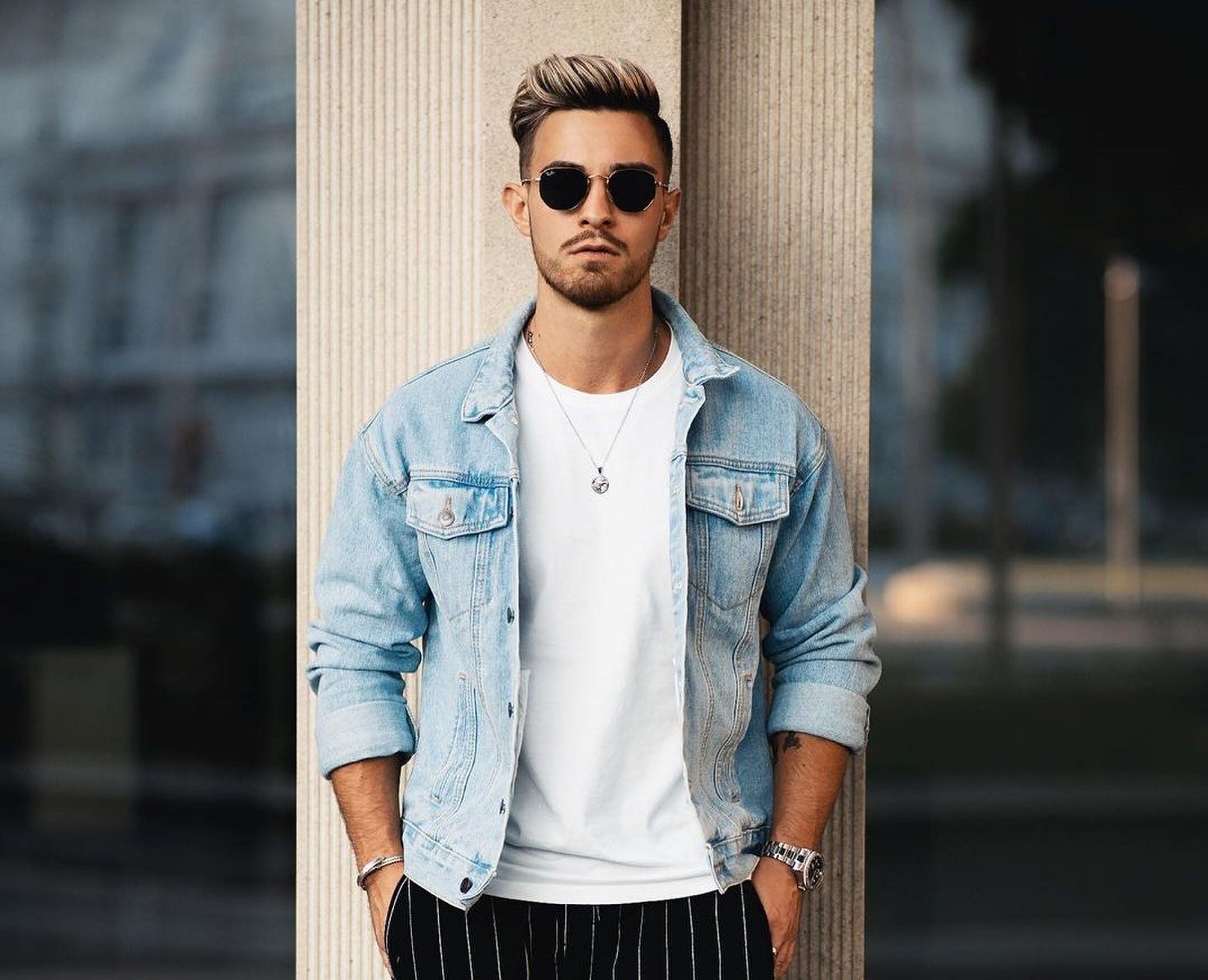 Welke materialen van sieraden verkleuren wel en welke niet?