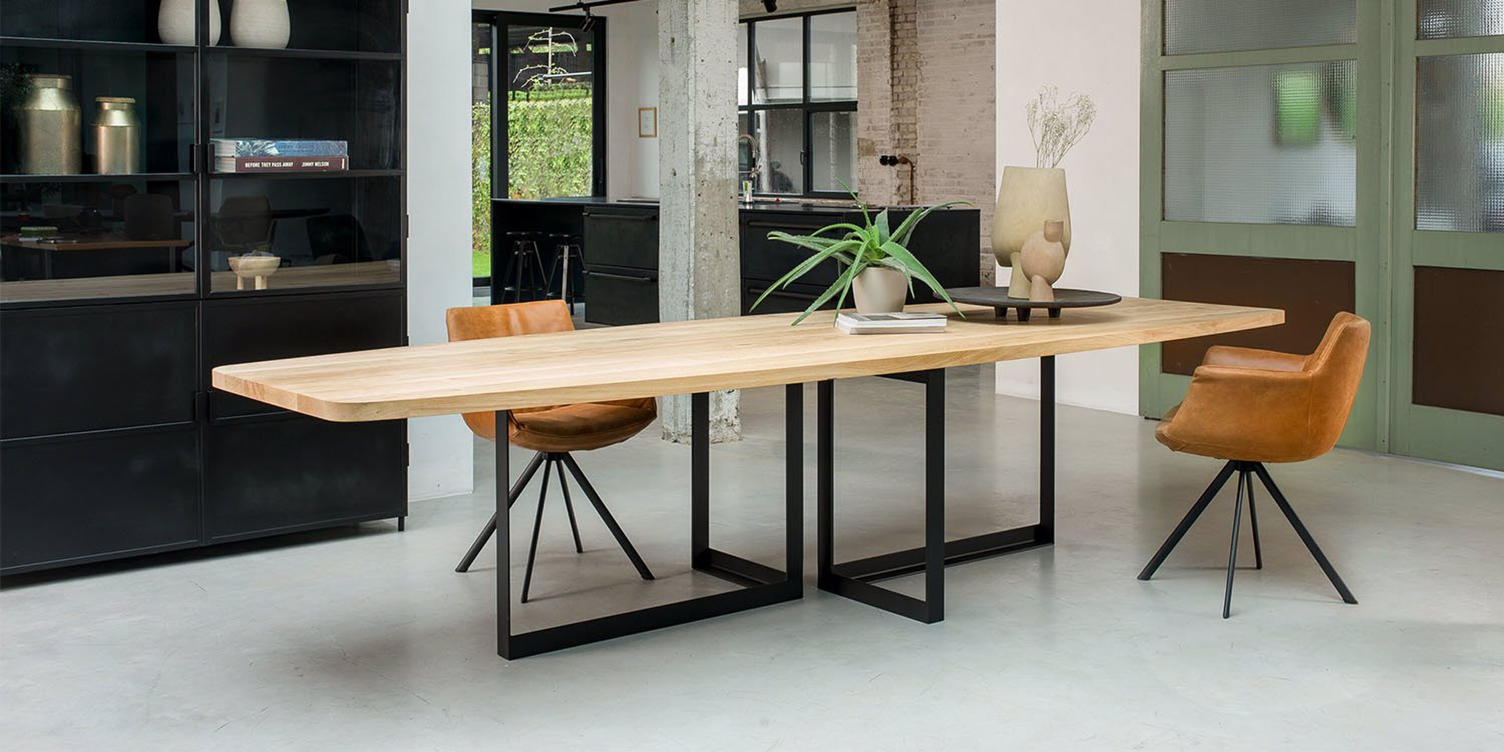 ovale-eikenhouten-eettafel-marly-53938