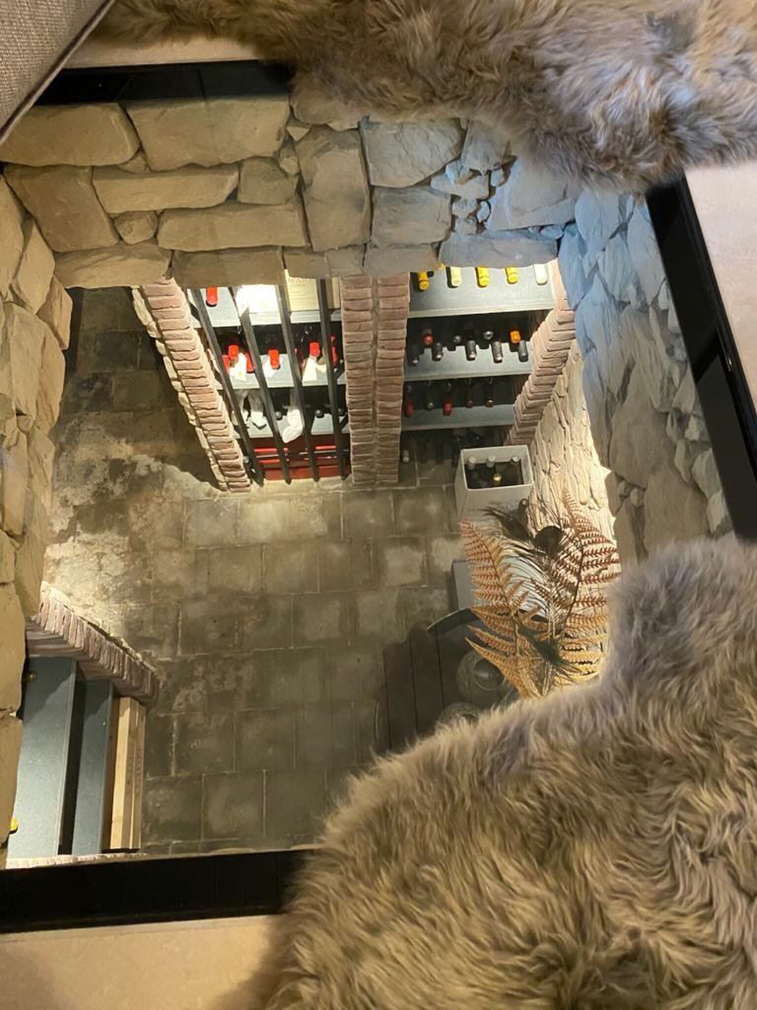 Ultieme Funda droom: ultra luxe villa mét Gentlemen's room, wijnkelder én voetbalveld