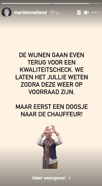 Zien: De vrachtwagen vol wijn van Martien Meiland is gekanteld