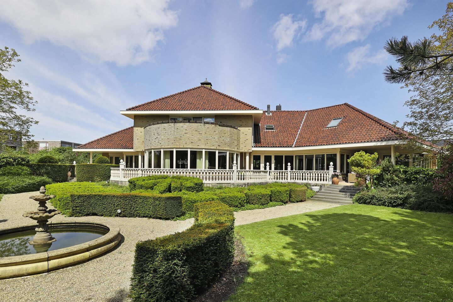 Funda villa