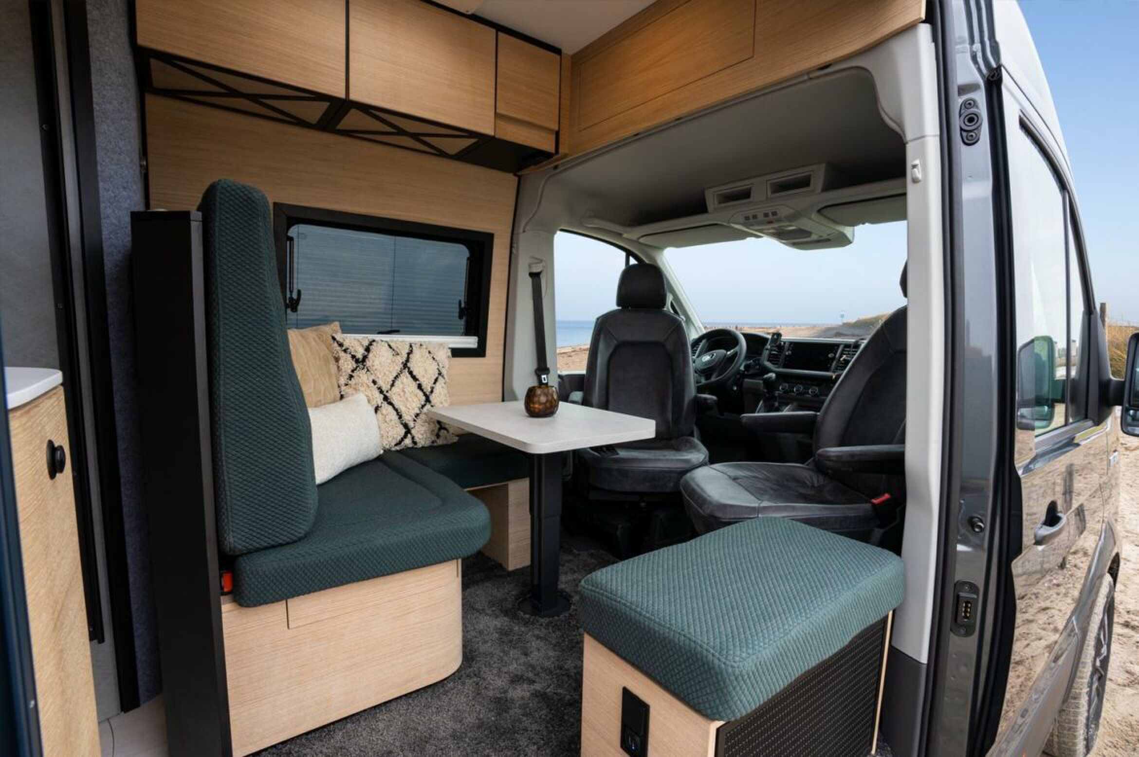 camper big green egg