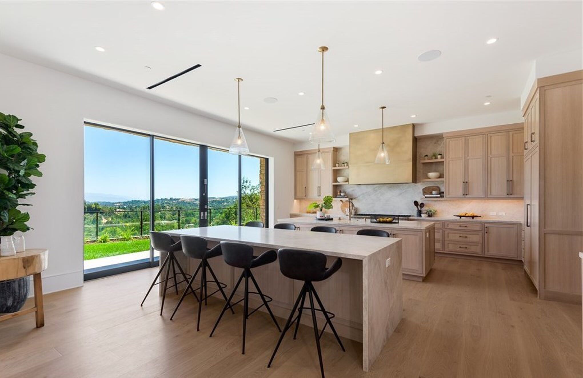 will smith nieuwe villa hidden hills keuken