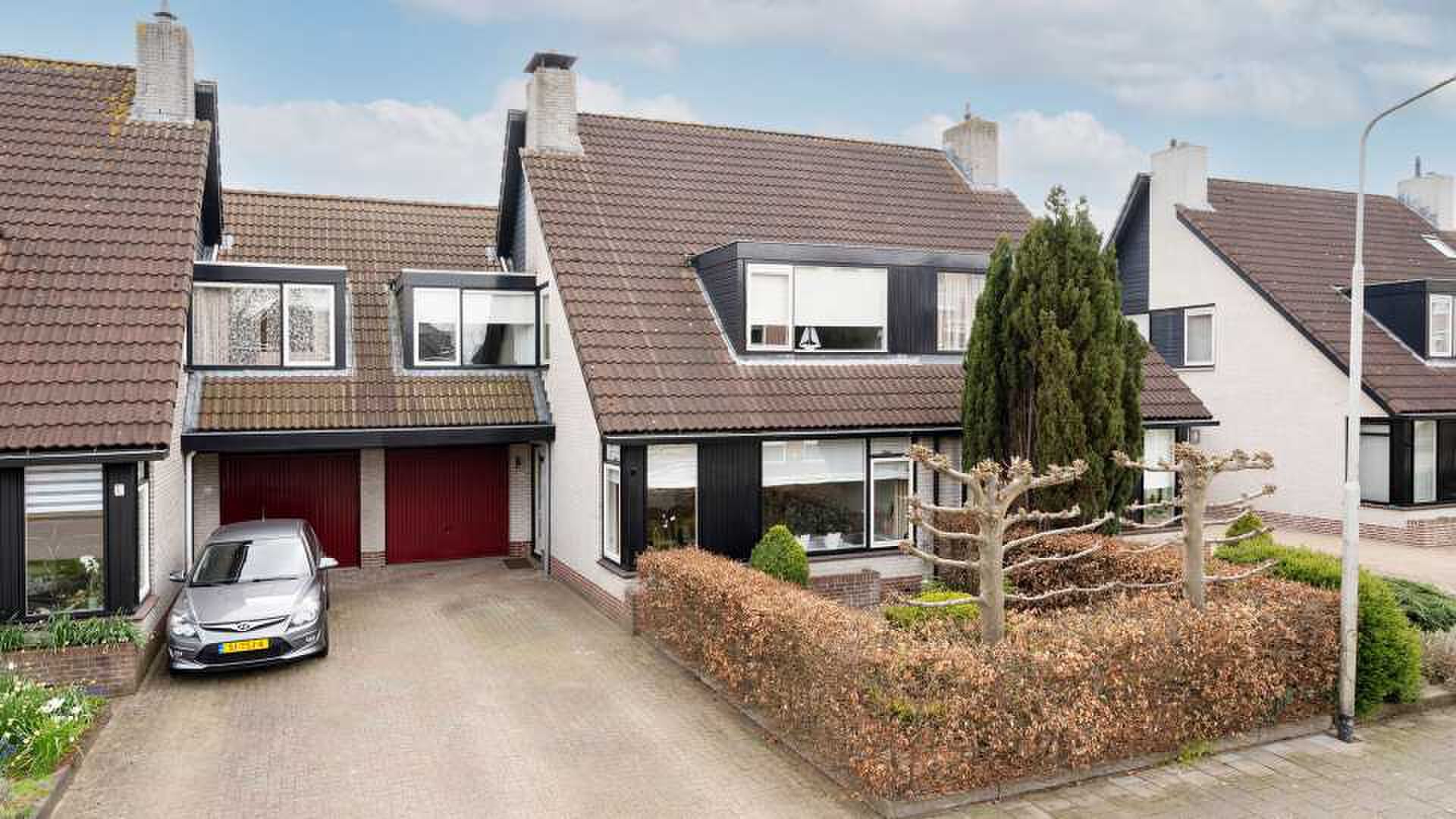 Frenkie de Jong koopt een woning in eigen land