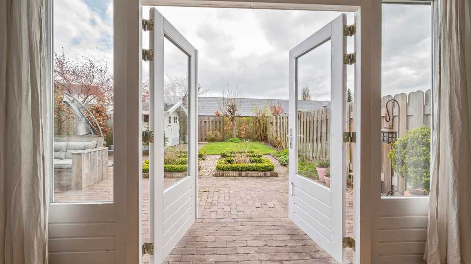 Frenkie de Jong koopt een woning in eigen land