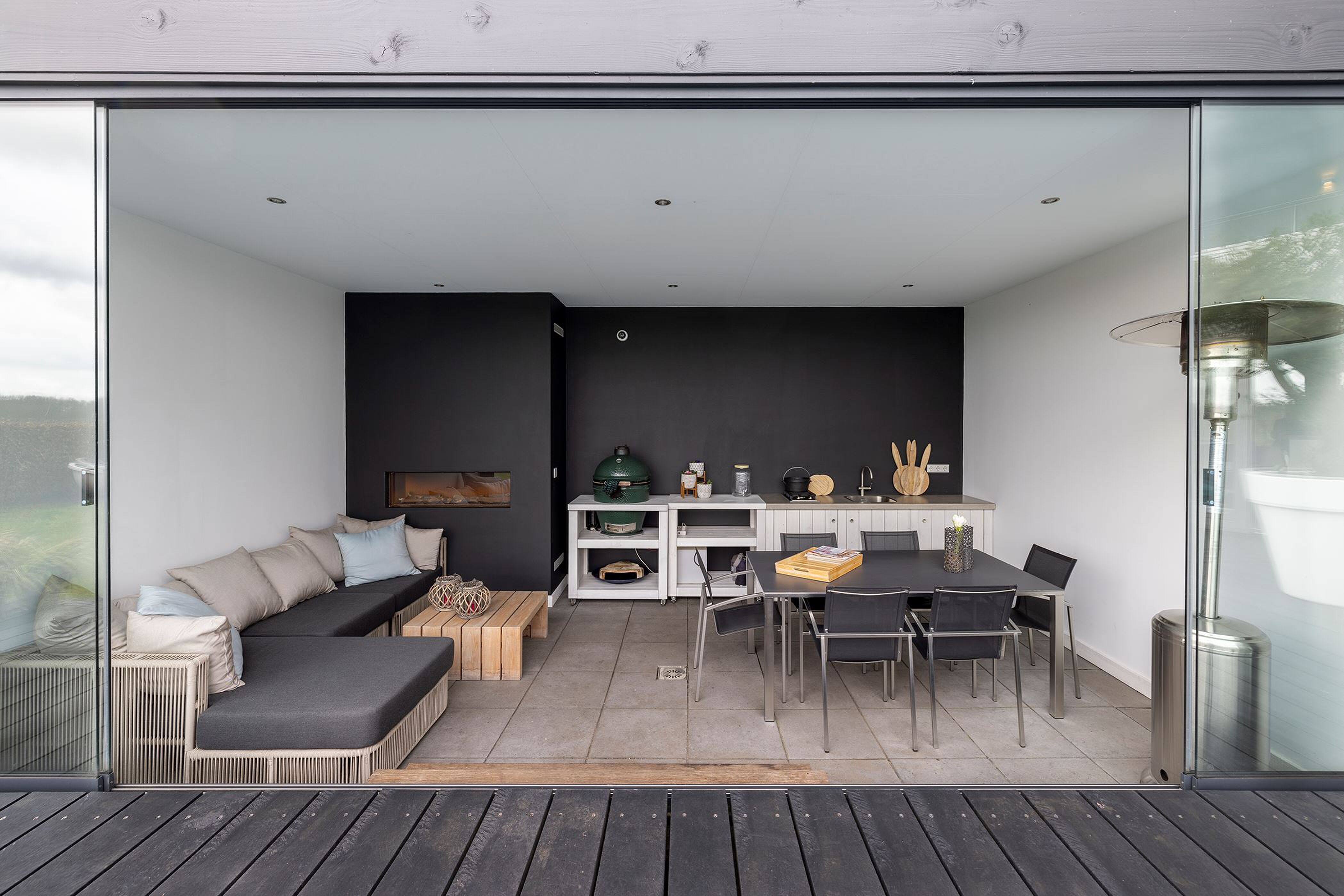 funda-poolhouse-villa-koekange