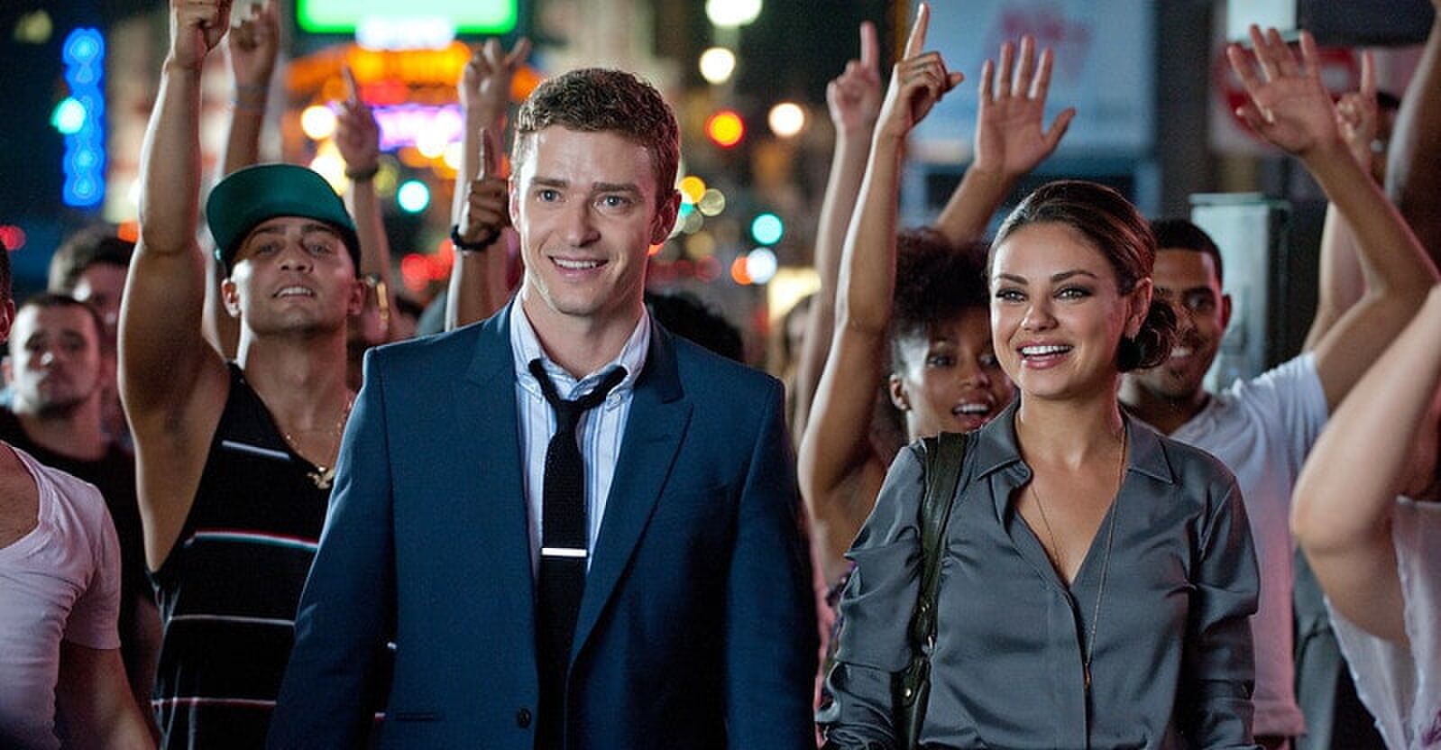 wanneer ontmoet je elkaars vrienden daten