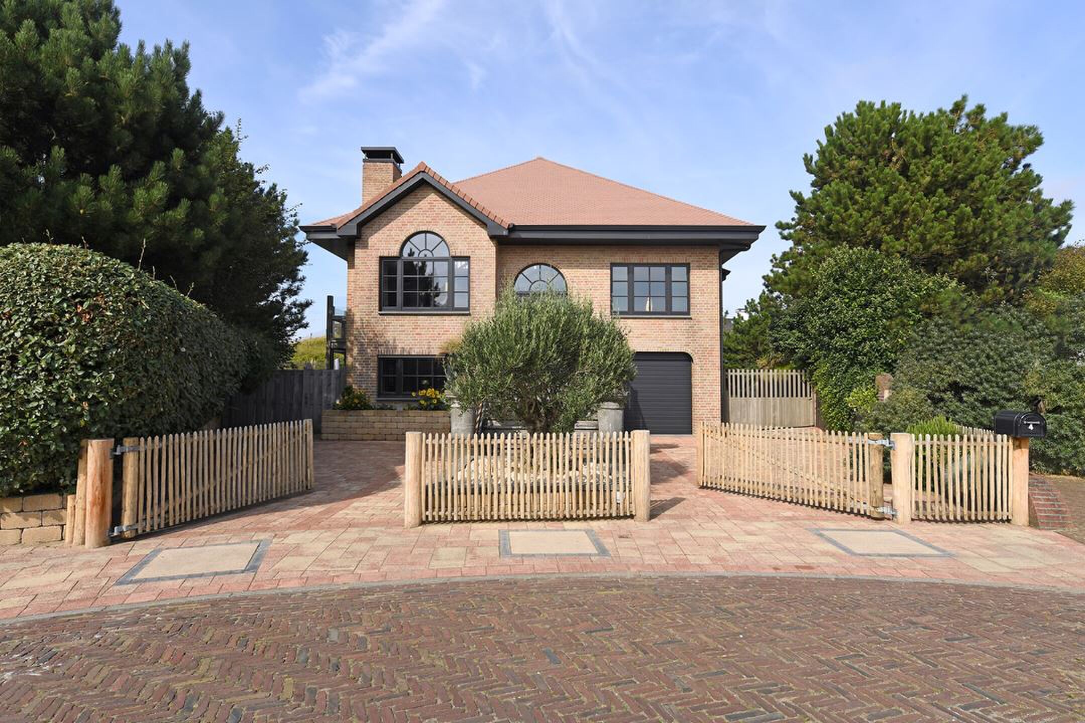 De Meilandjes verkopen Noordwijkse villa en maken flink verlies