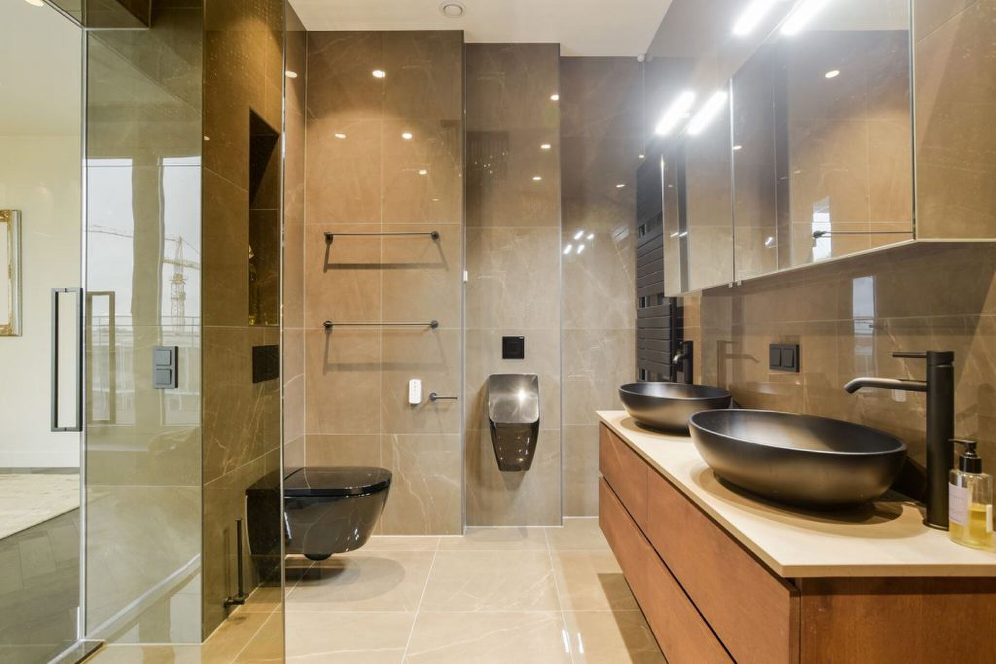 gordon-verkoopt-penthouse-amsterdam