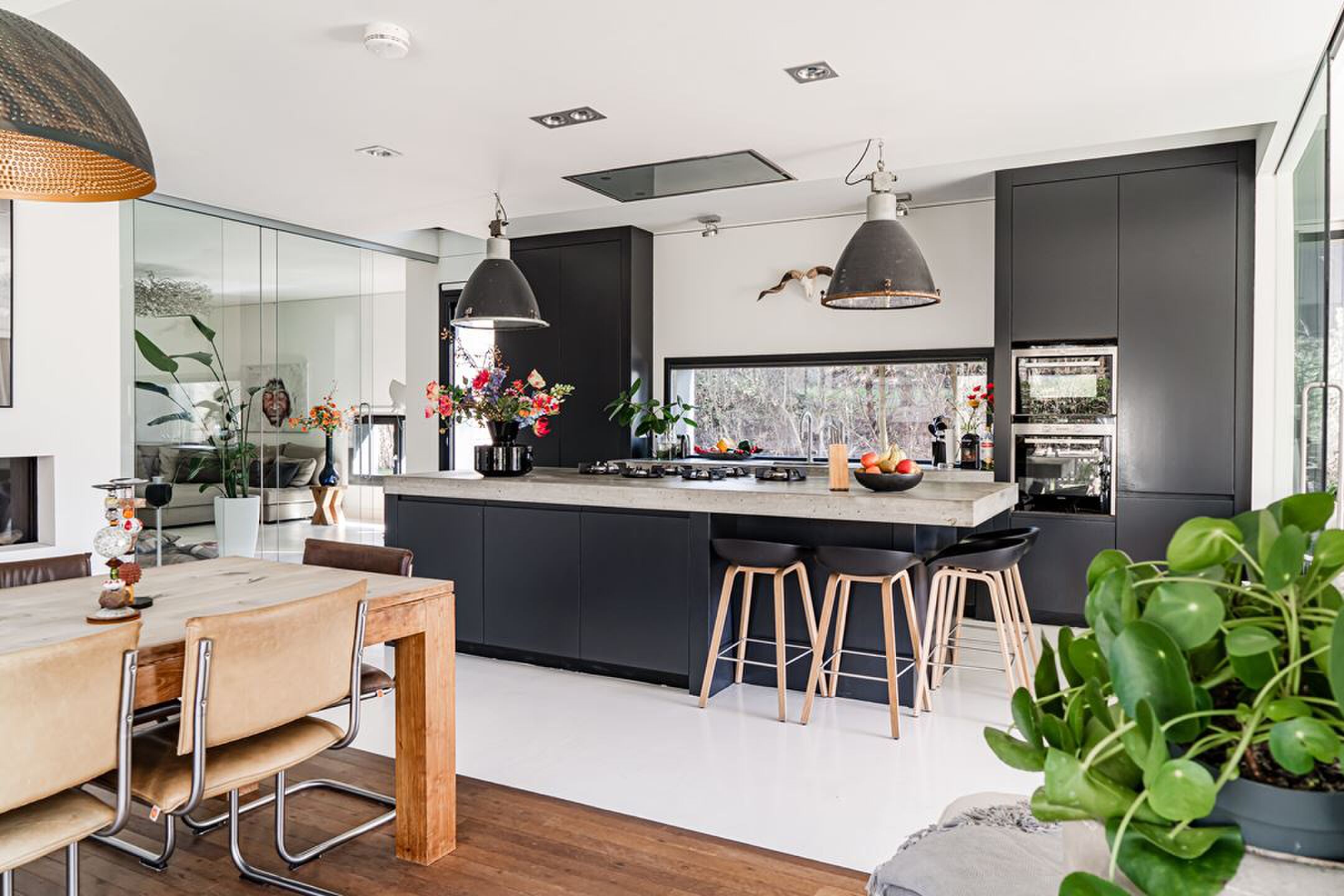 luxe keuken met kookeiland funda