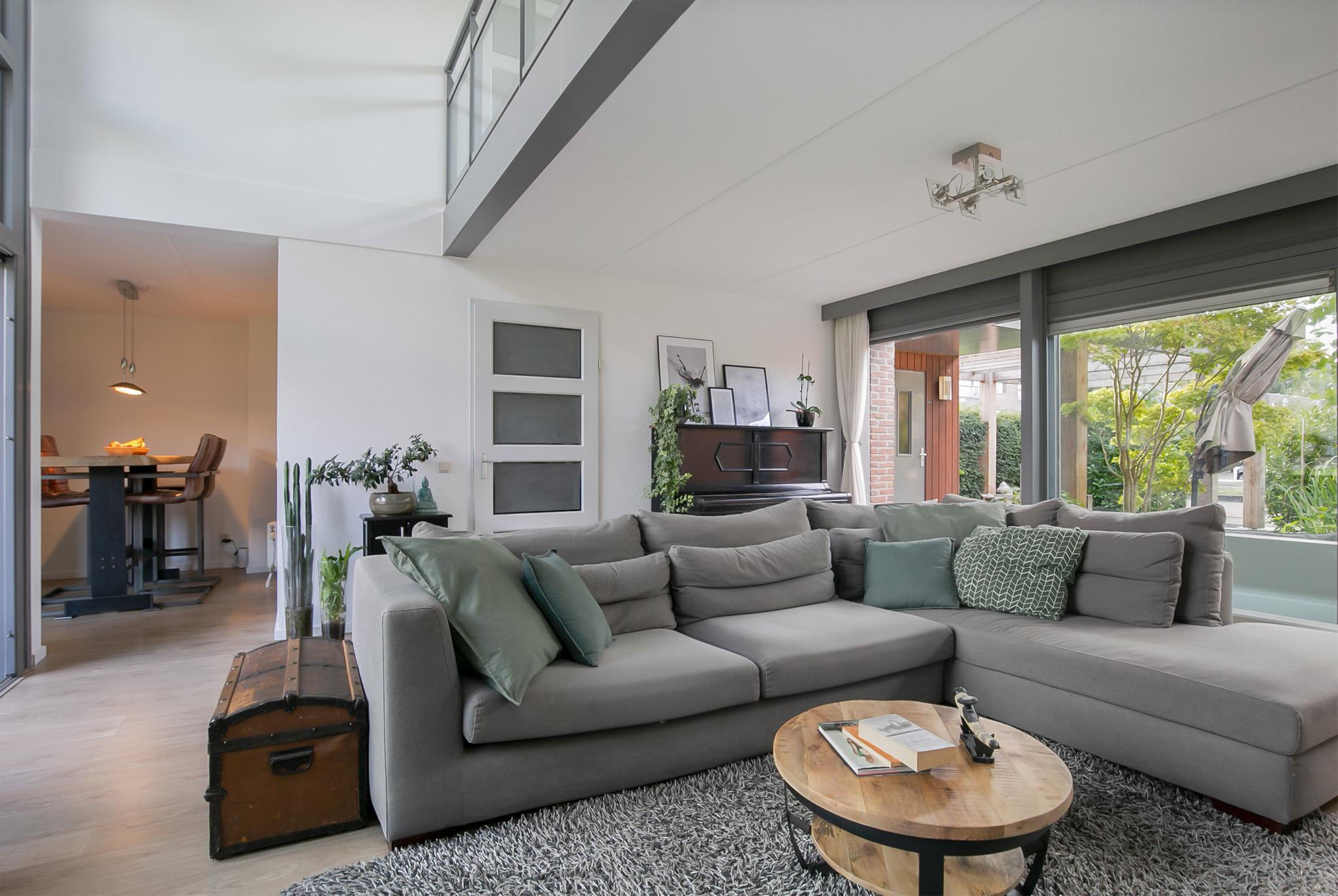 Zimra geurts zet huis te koop