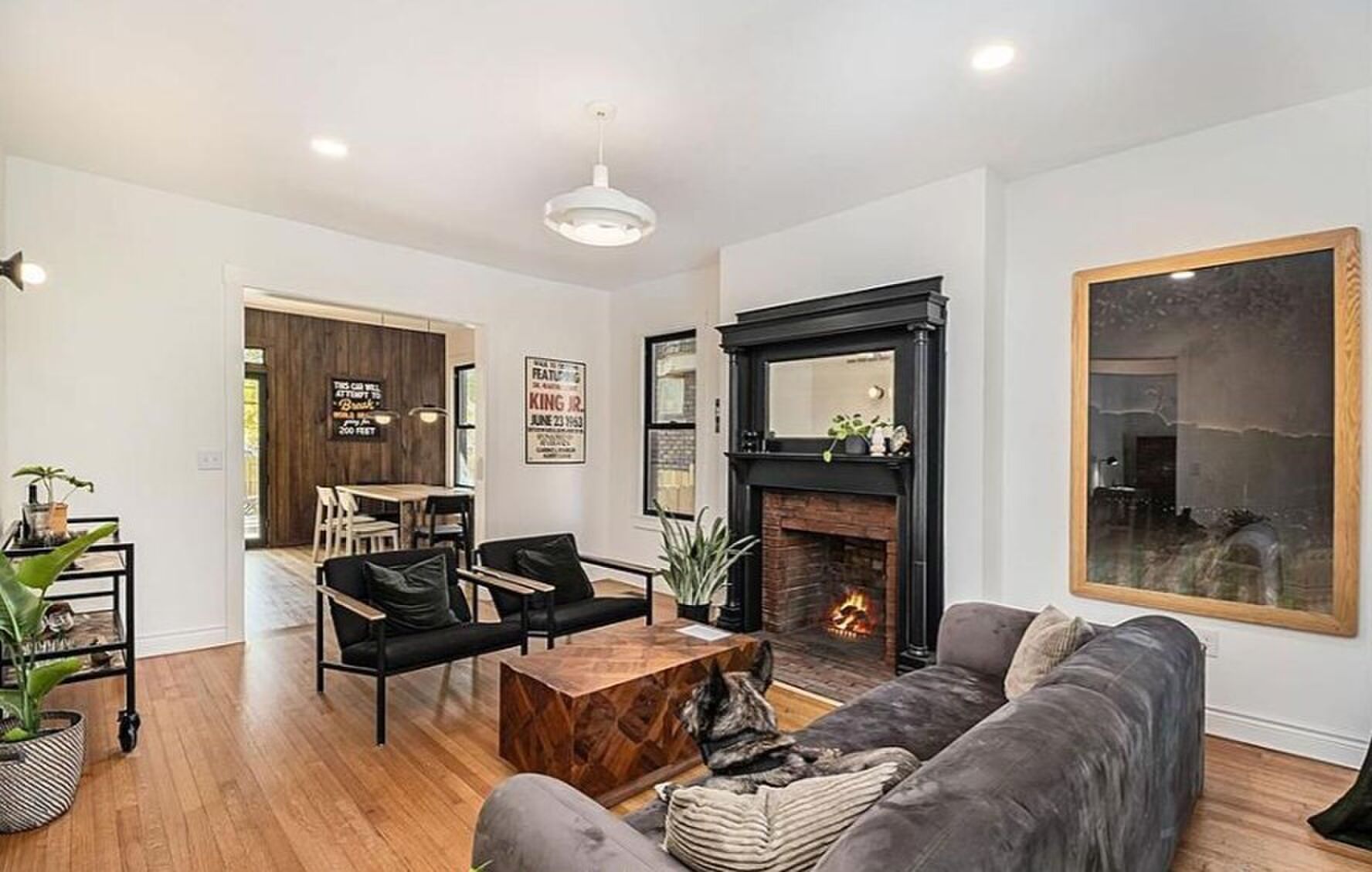 Dit huis kocht een koppel voor 5.911 en verkochten het voor 372.808