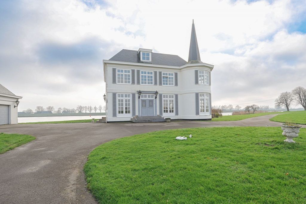 funda villa