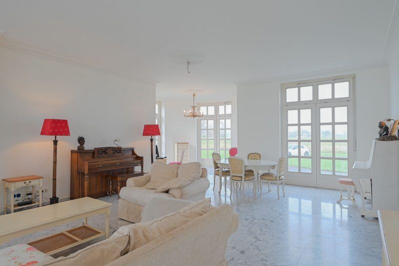 funda villa