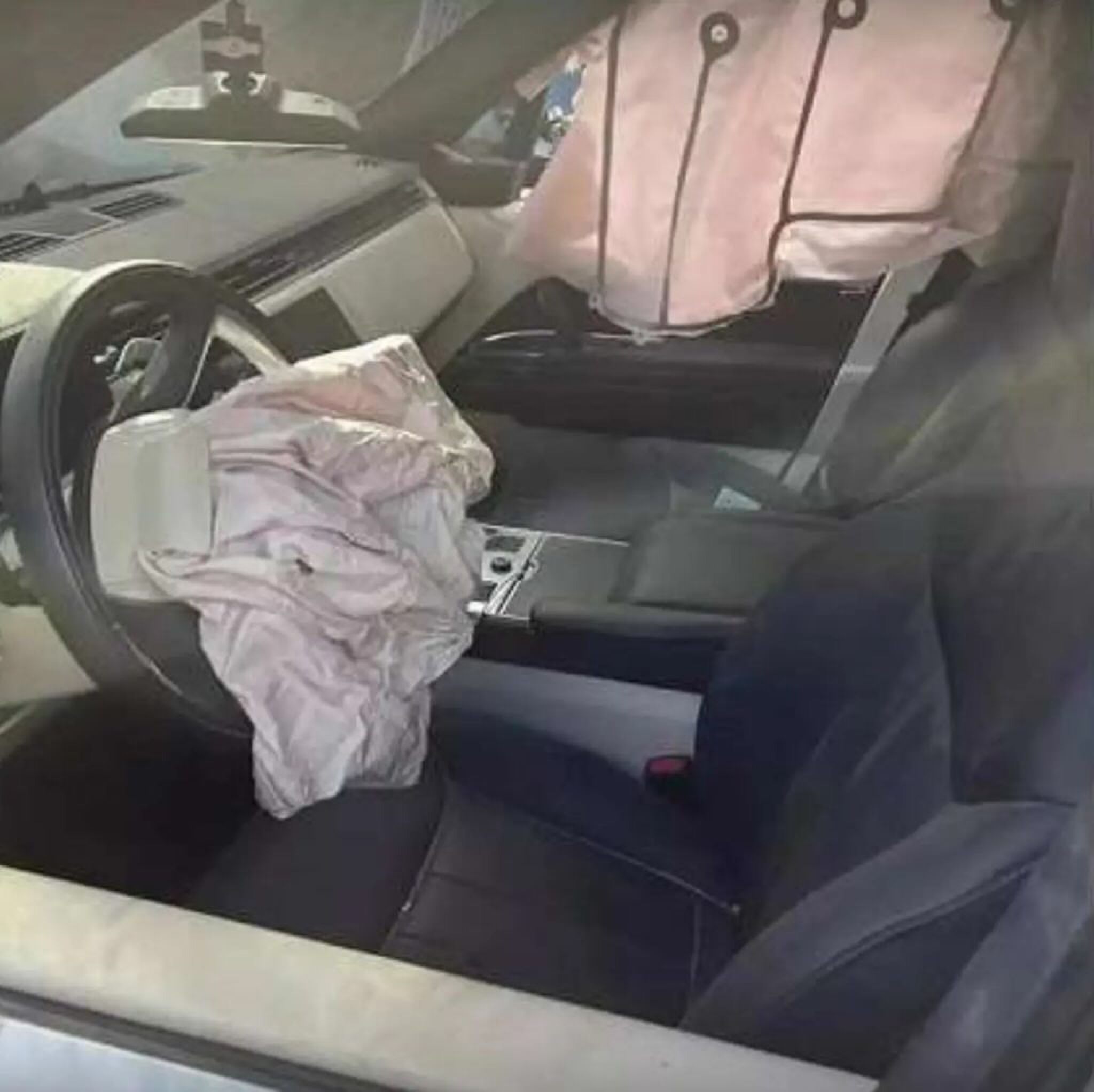 range rover kim kardashian te koop verwoest