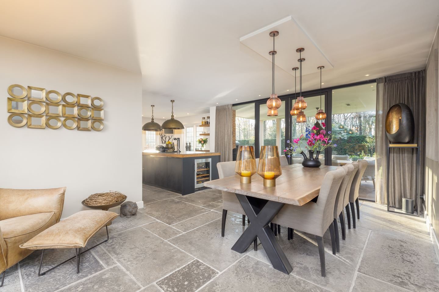 eethoek luxe woning