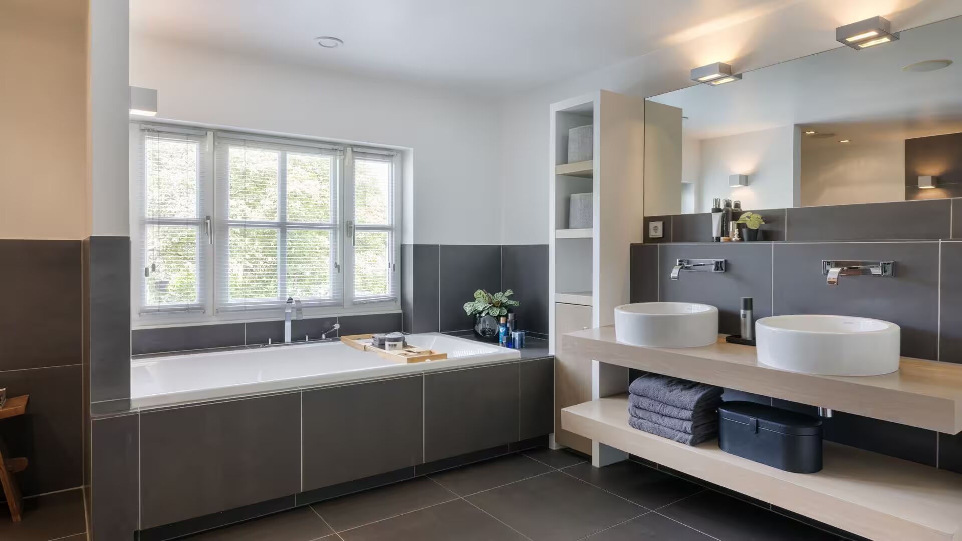 De villa van Frenkie de Jong