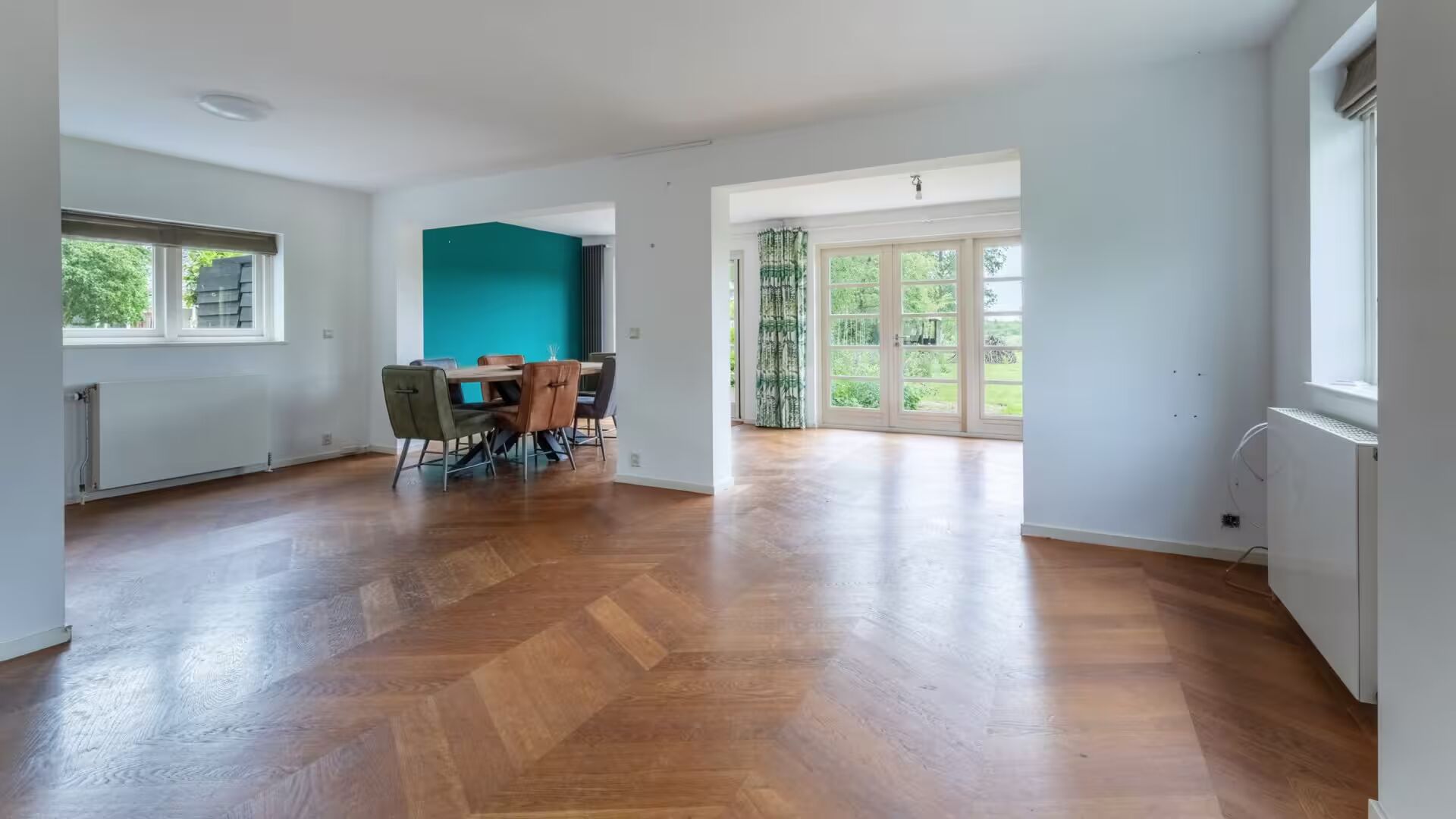 binnen in de woning van Wesly Bronkhourst