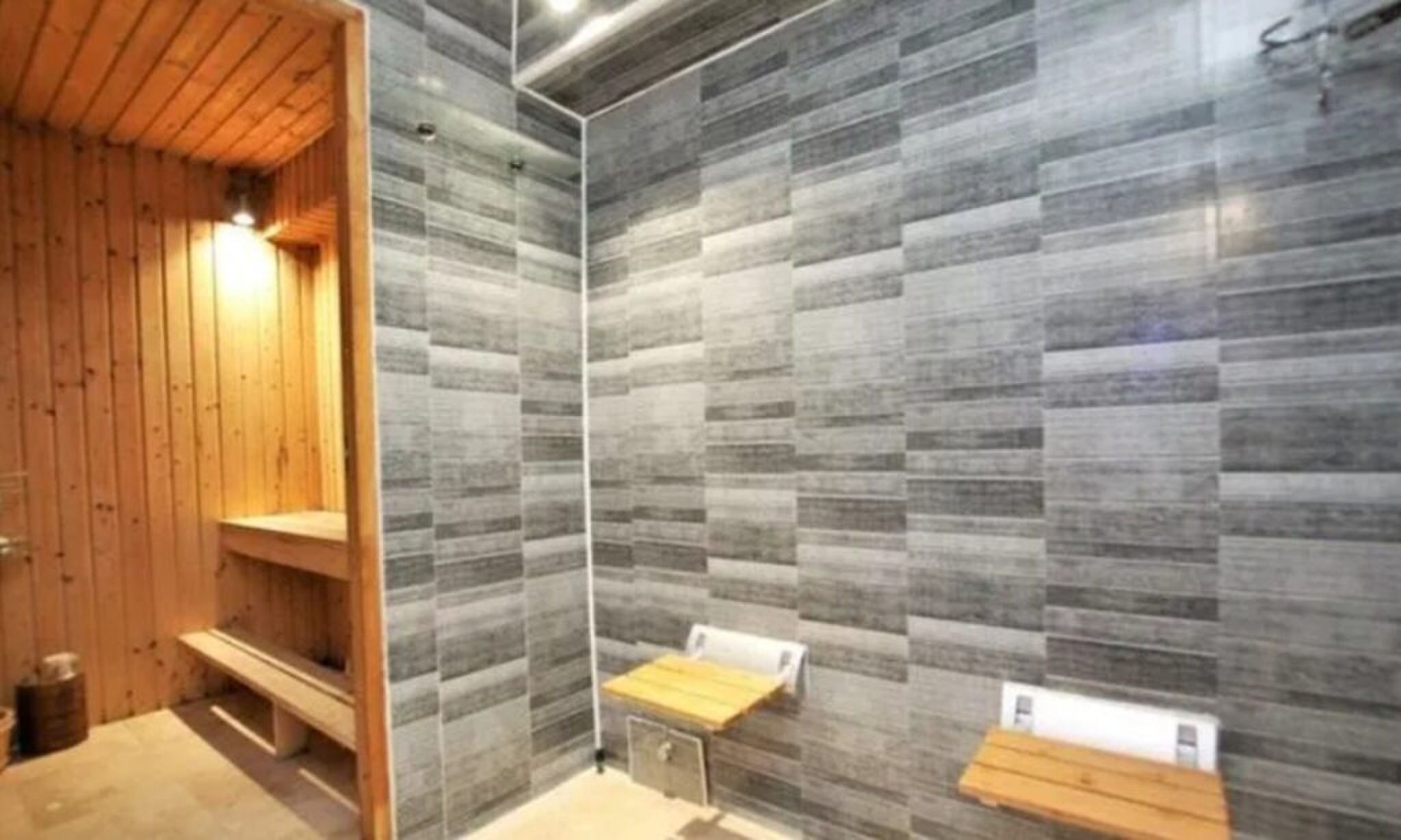 appartement binnenzwembad.