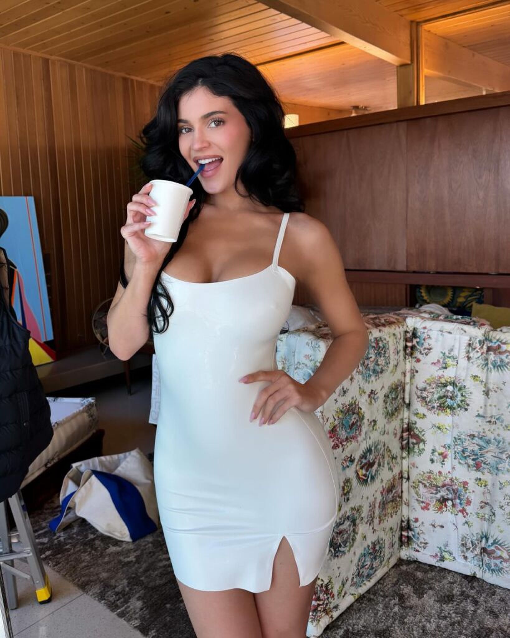 kylie jenner in een witte jurk