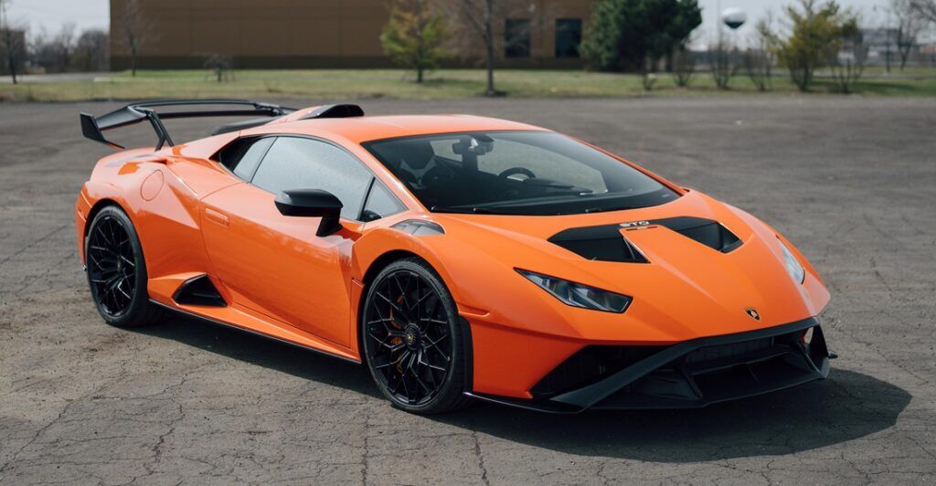 De Lamborghini Huracán uit de Orange Collection.