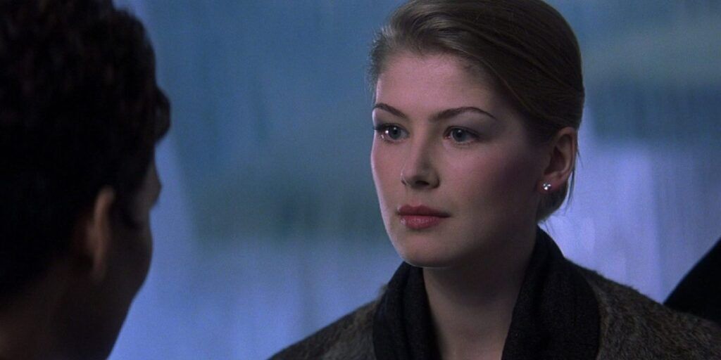 Rosamund Pike