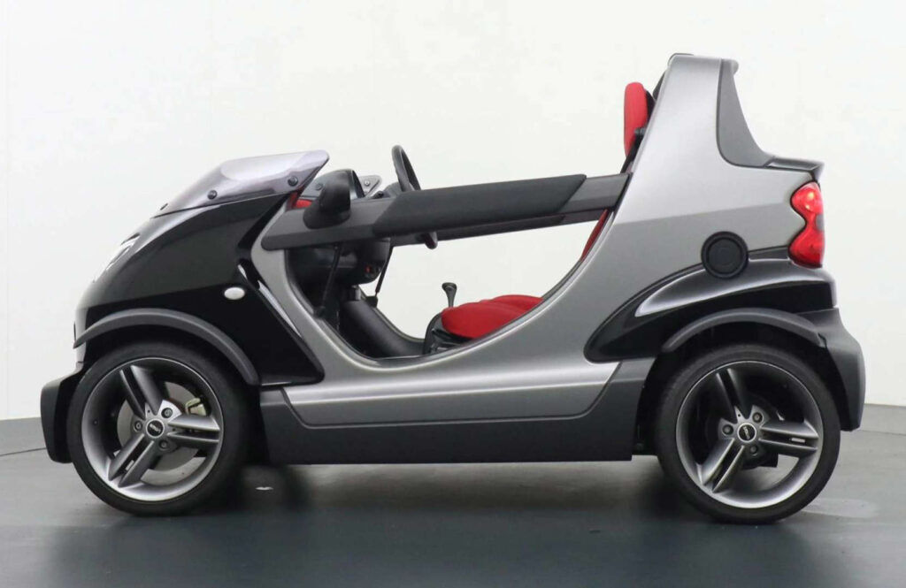 De Smart Crossblade vanaf de zijkant