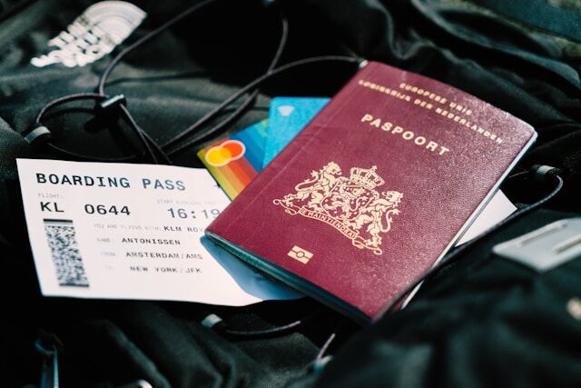 Een Nederlands EU-paspoort.
