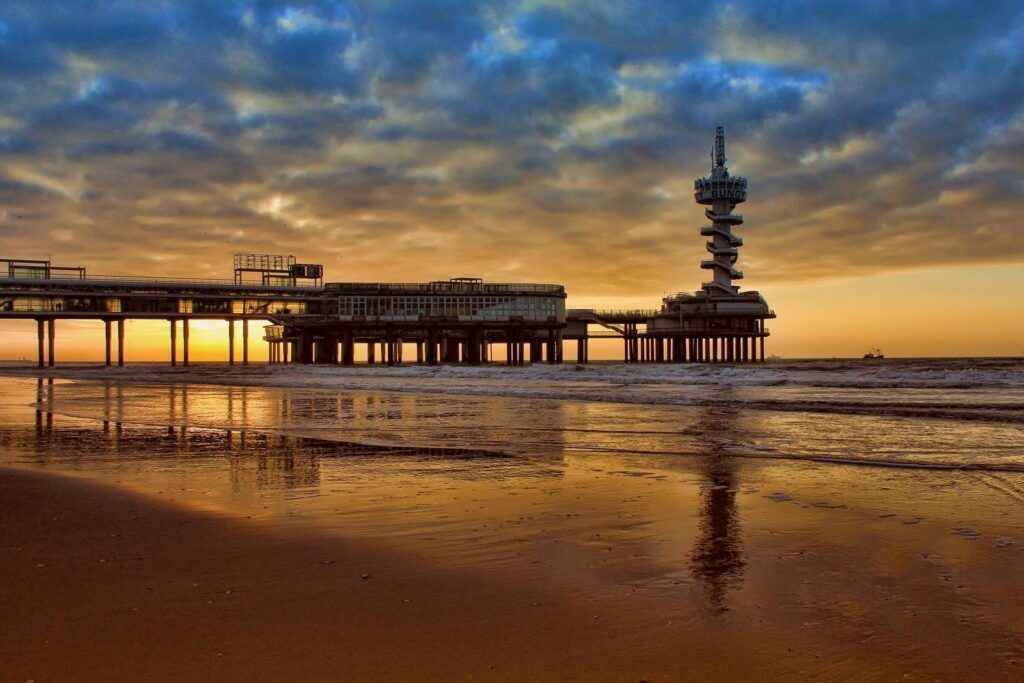 de pier in Scheveningen, Den Haag