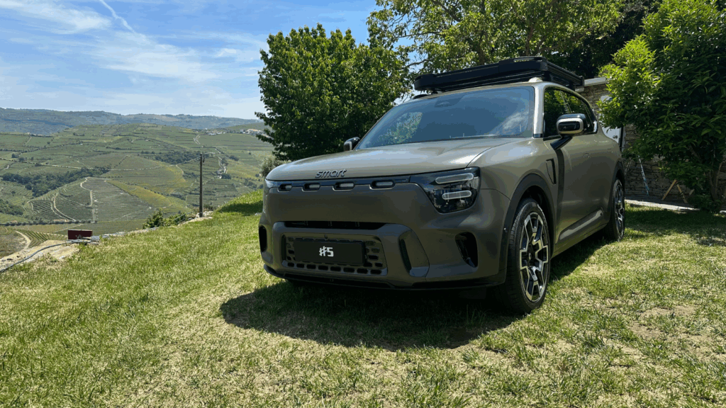 Smart #5 op bergwegen in Portugal.