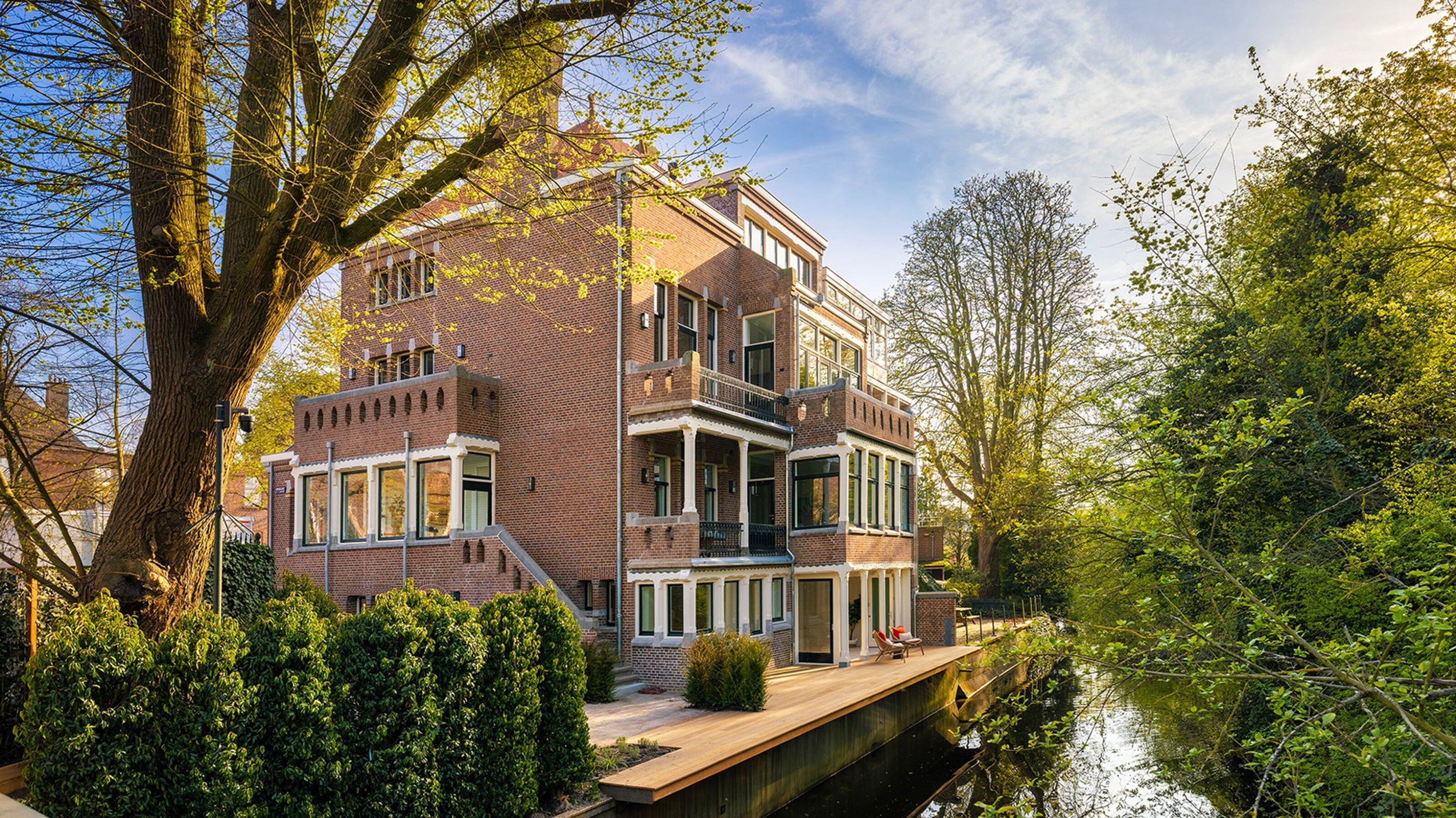 Lieke van Lexmond zet luxe miljoenenvilla bij Vondelpark te koop