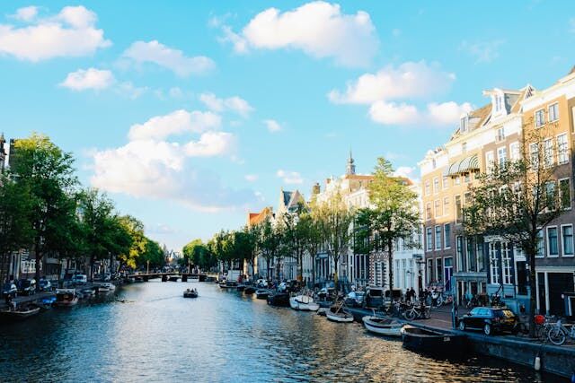 Kabinet maakt plannen voor huurbevriezing, maar hoogleraar waarschuwt: “Wordt een grote chaos”