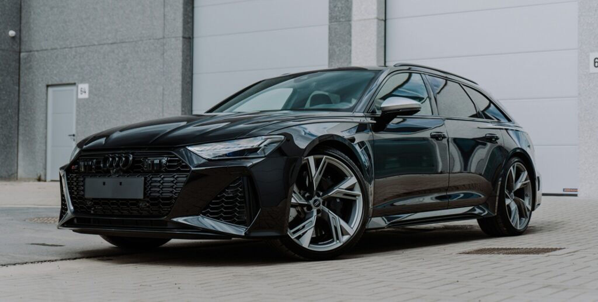 De Audi RS6, een auto uit de top 5 populairste droomauto's van de man.
