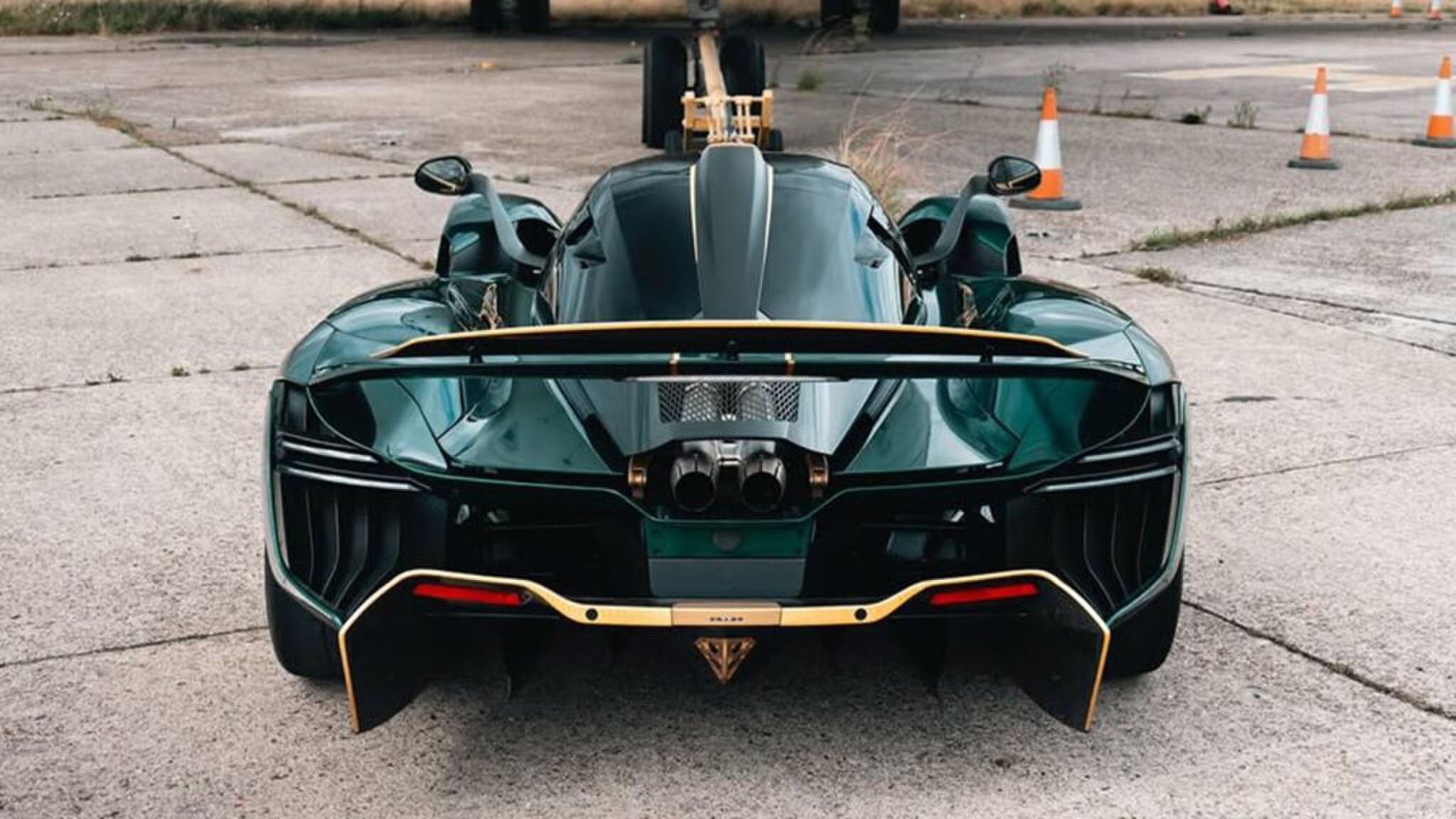 De achterzijde van de Praga Bohema.